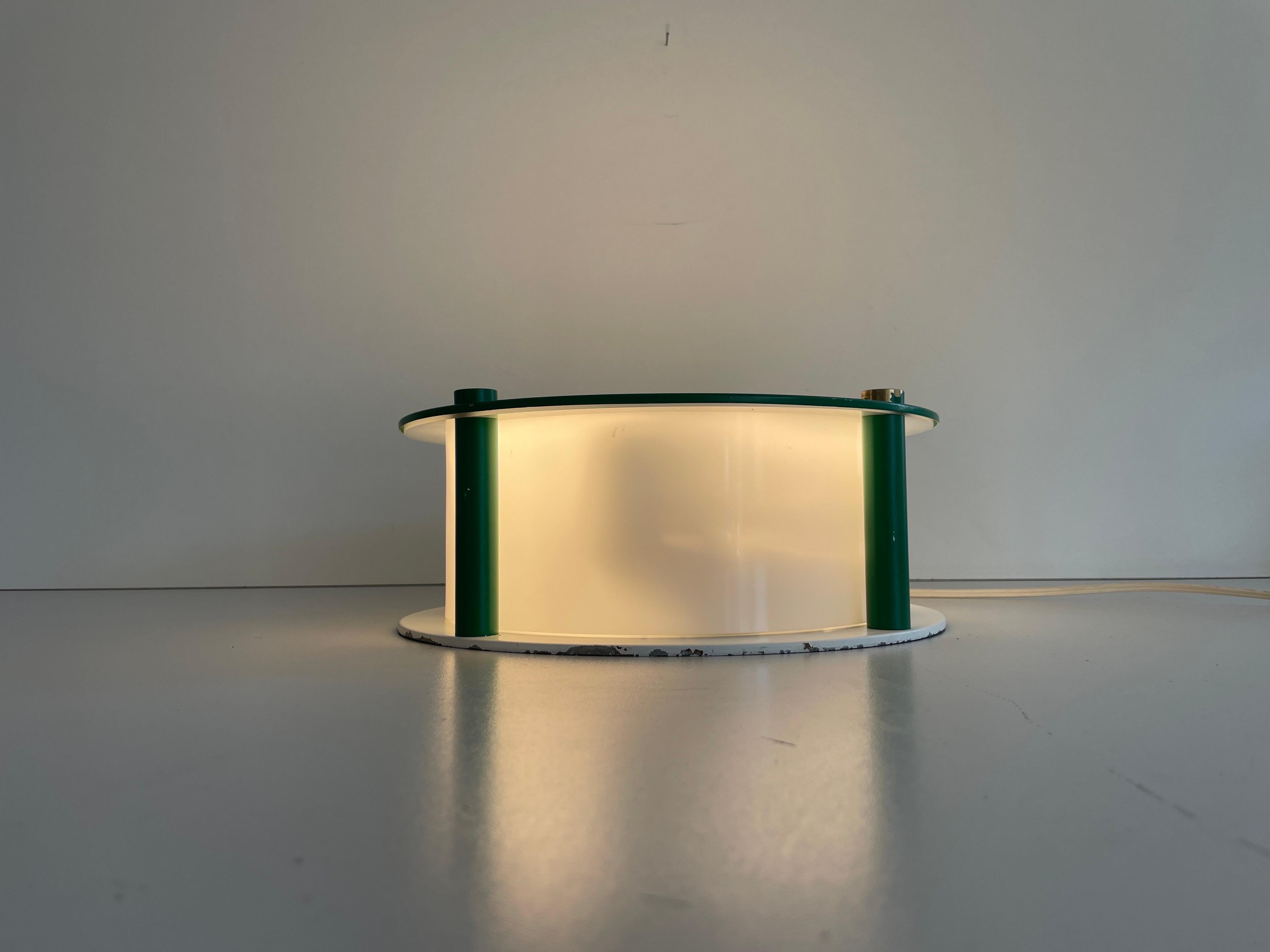 Monture de cinéma en plexiglas et métal vert, 1970, Allemagne en vente 1