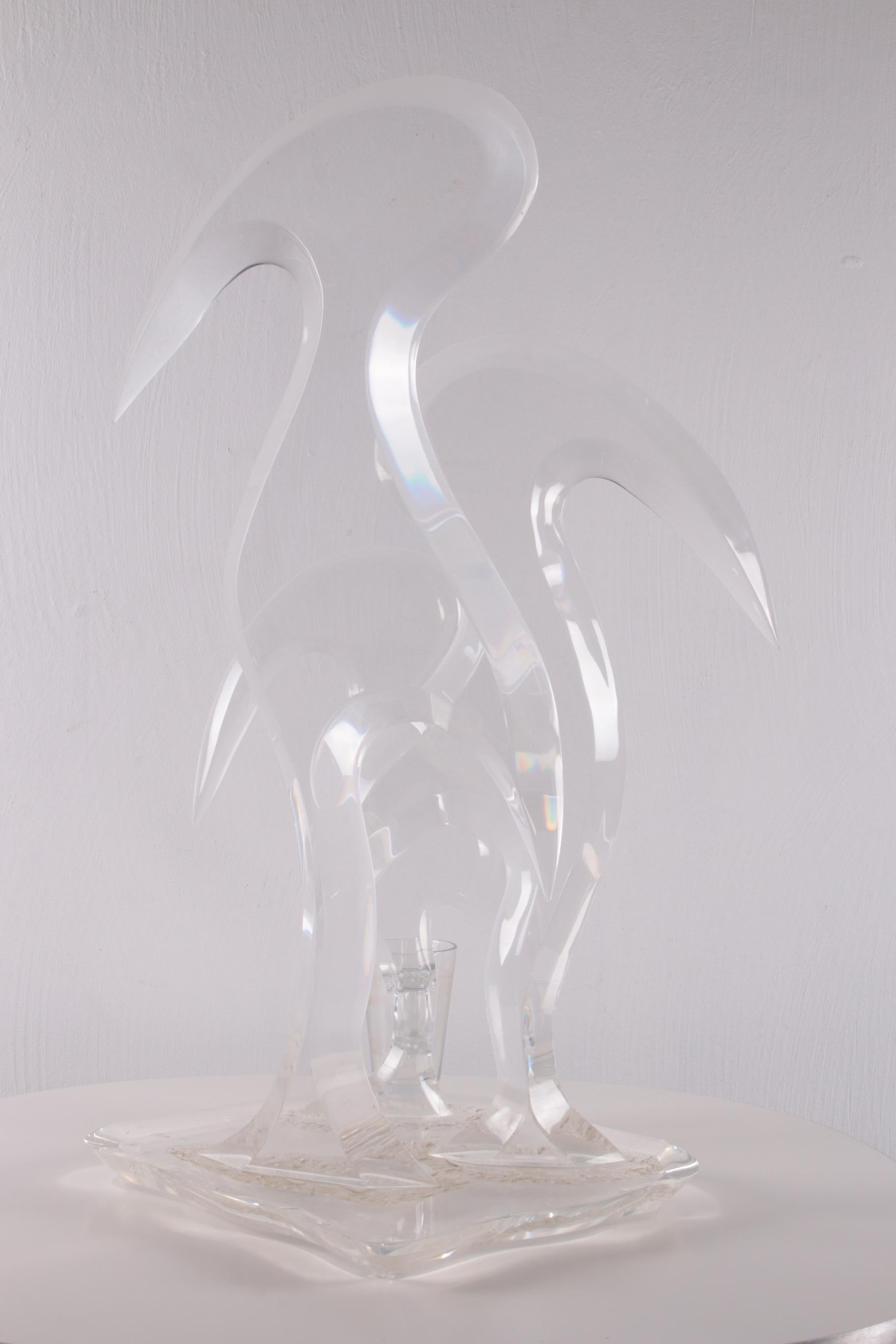 Plexiglass birds Hivo from Teal 20th century


A very special thing, birds in the water,

Made of plexiglass Lucitie Acrille in America in the 80s

A design Hivo from Teal.

This piece is number 1/100 it says. see picture.