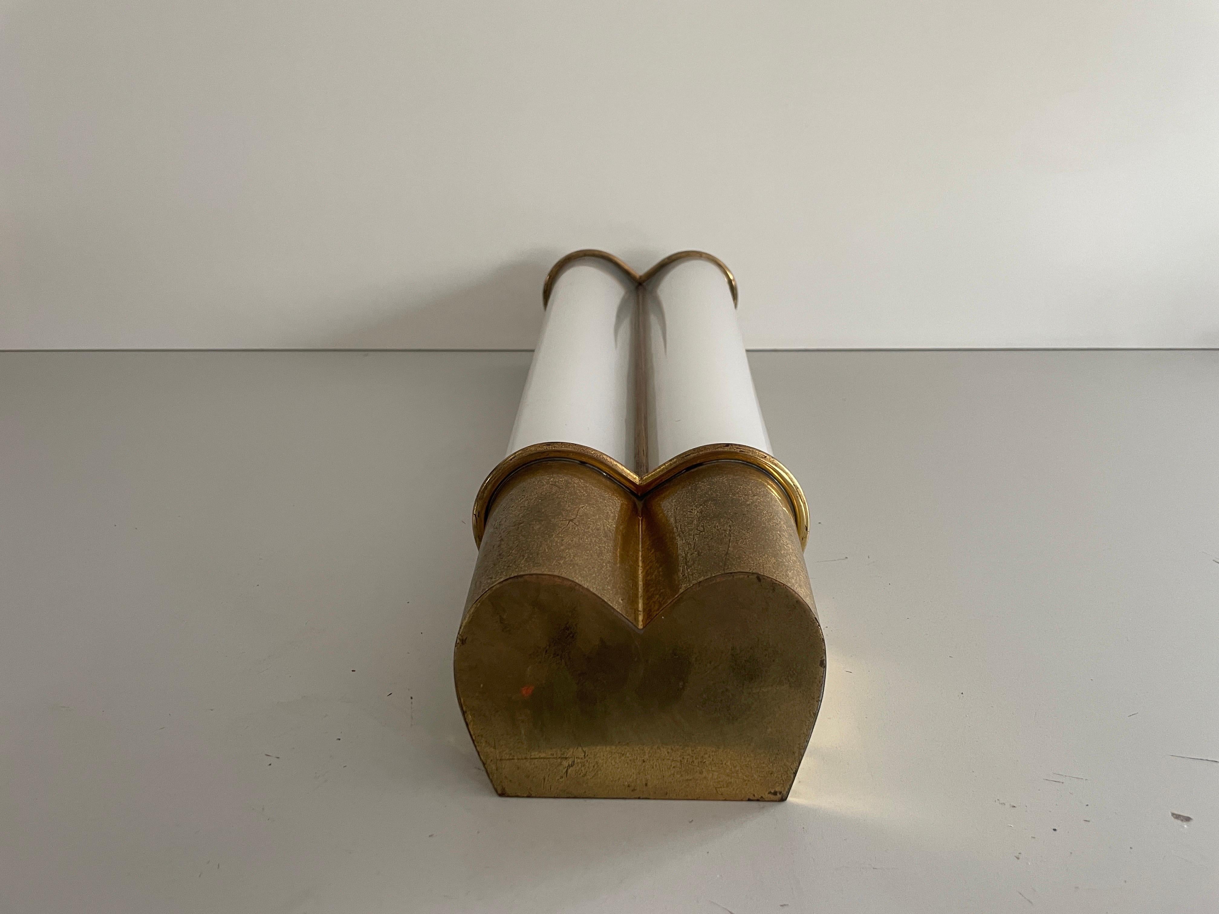 Lámpara de cine individual grande de plexiglás y latón, años 50, Italia en venta 1