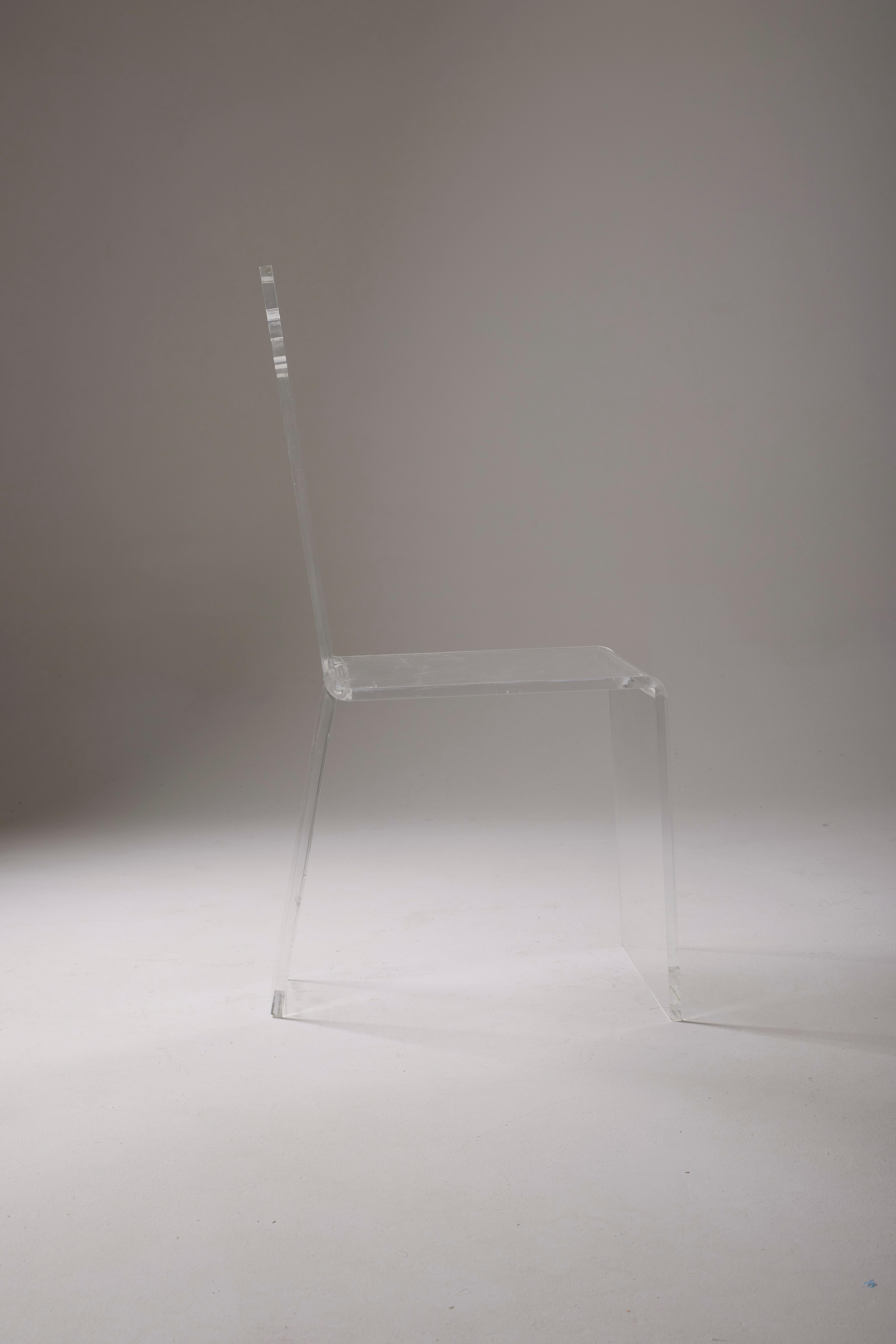 Plexiglass chair by Christophe Lapergue 3