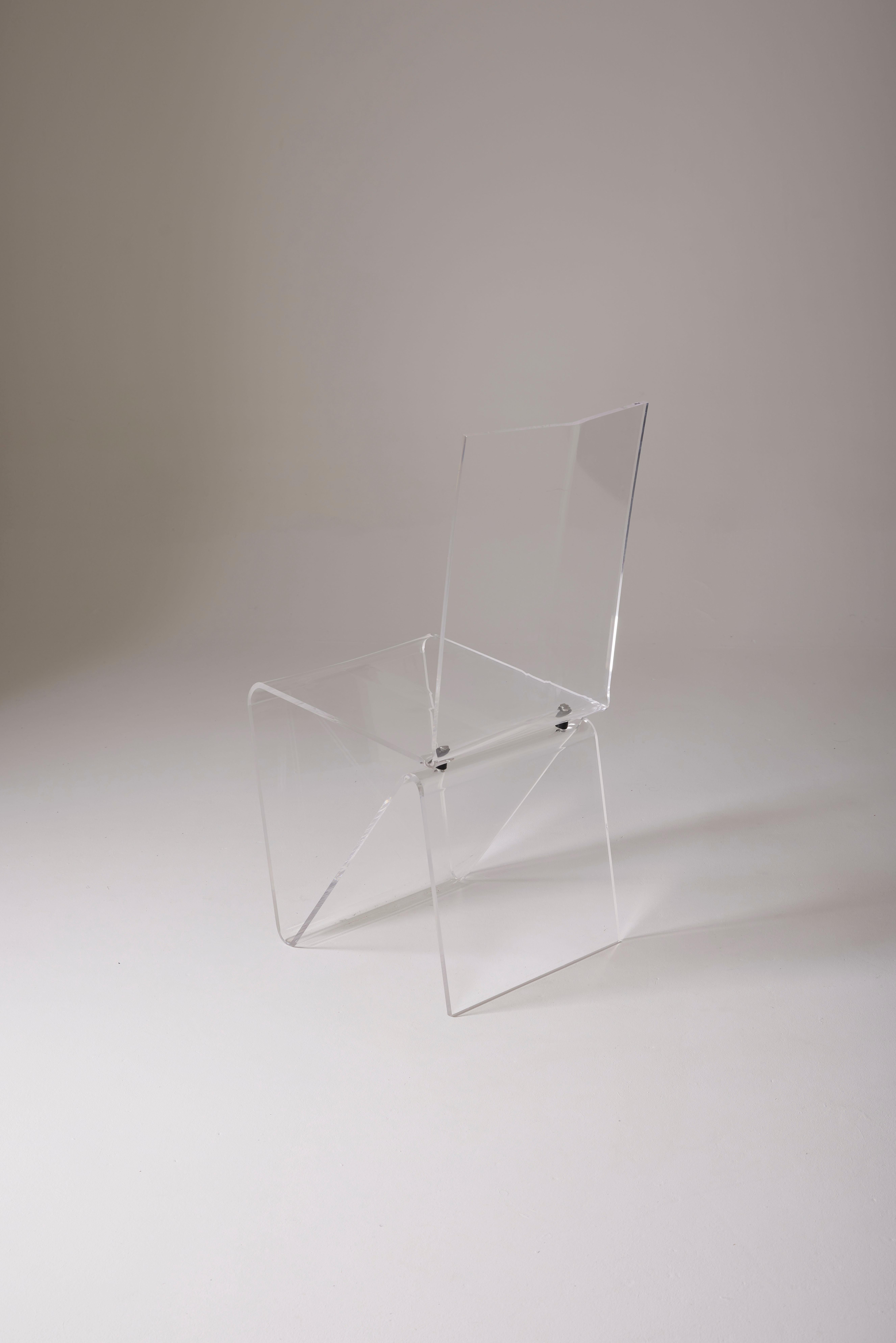 Plexiglass chair by Maurice Marty 3