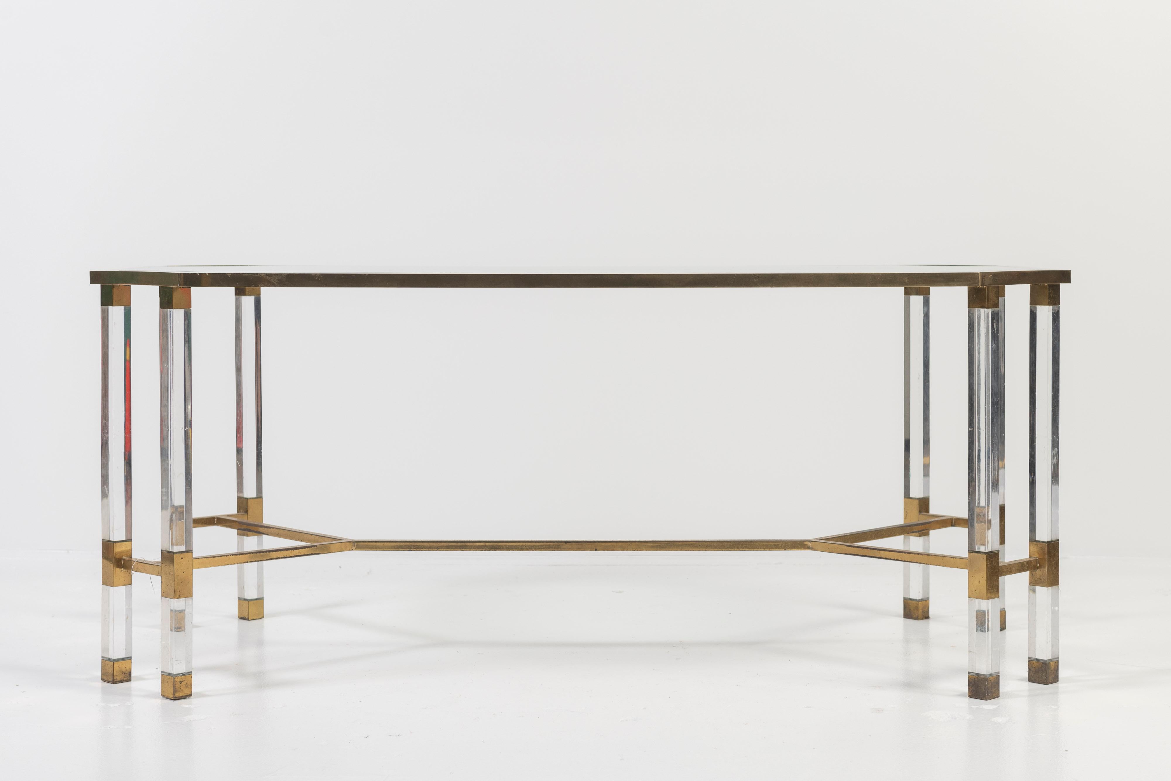 Mid-Century Modern Plexiglass, Glass and Brass Dining Table in the Style of Charles Hollis Jones For Sale
