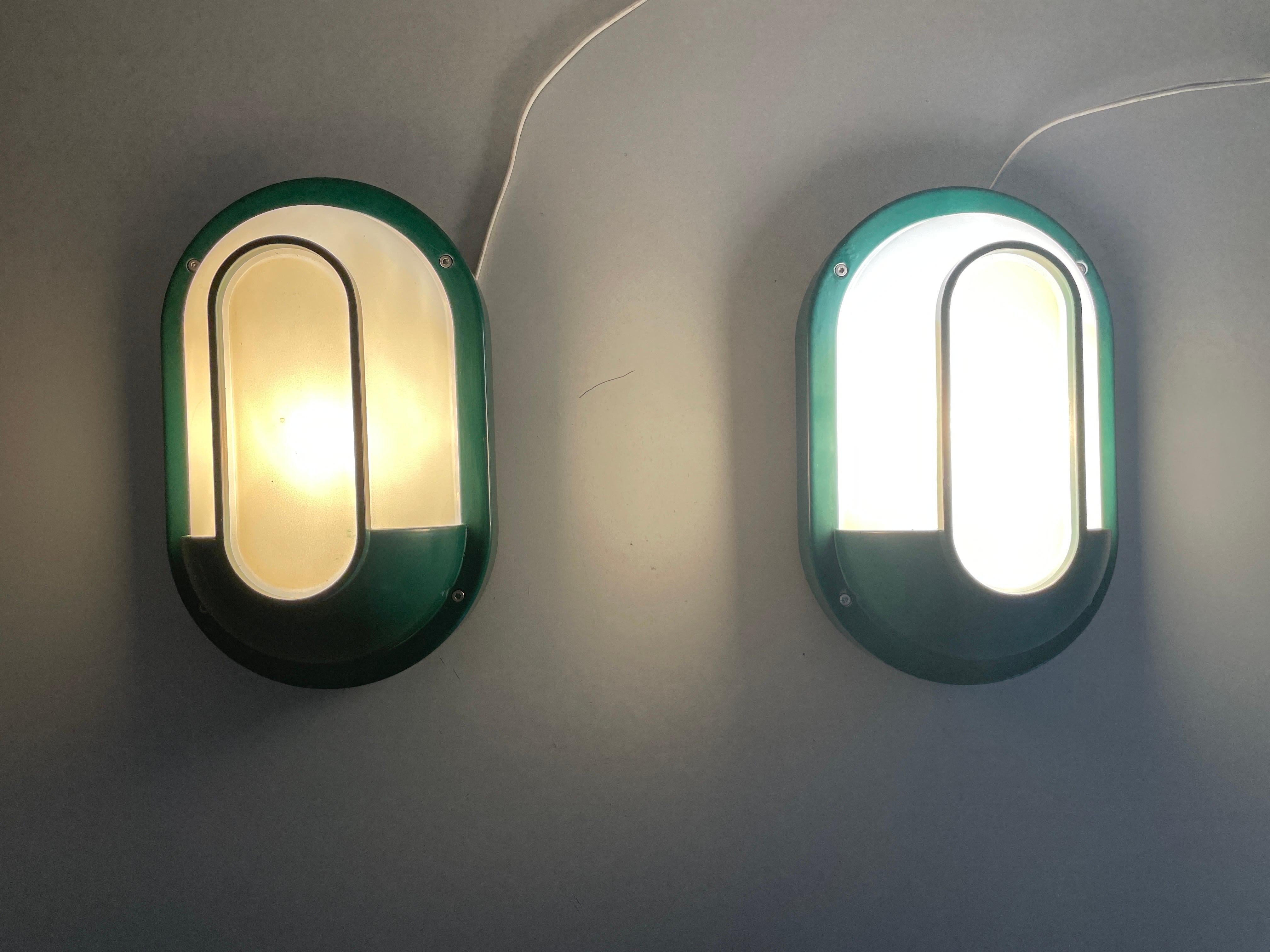 Plexiglass & Green Metal Pair of Sconces by Bonalux, 1980s, Germany For Sale 4