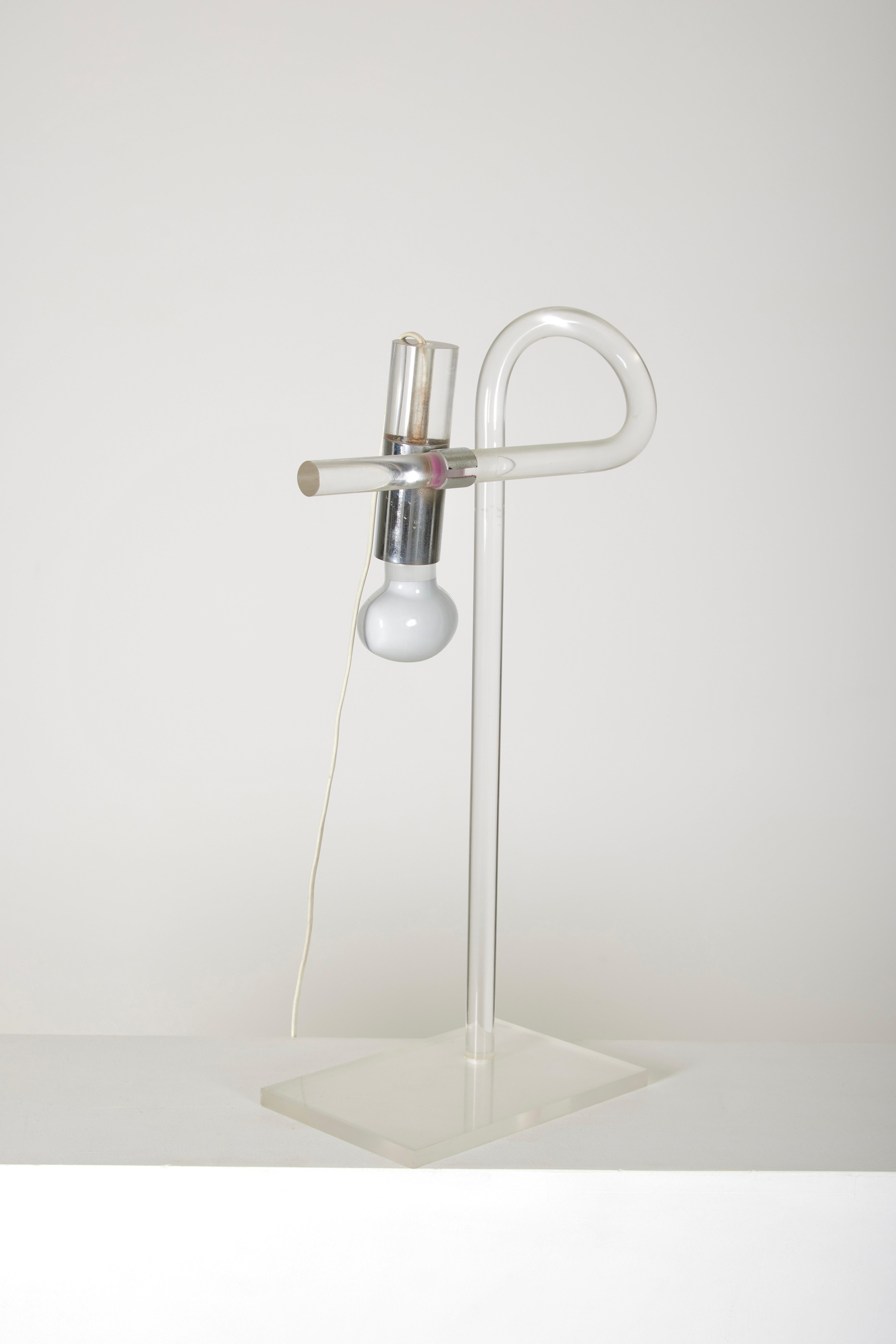 Plexiglass lamp by Peter Hamburger for Knoll For Sale 5