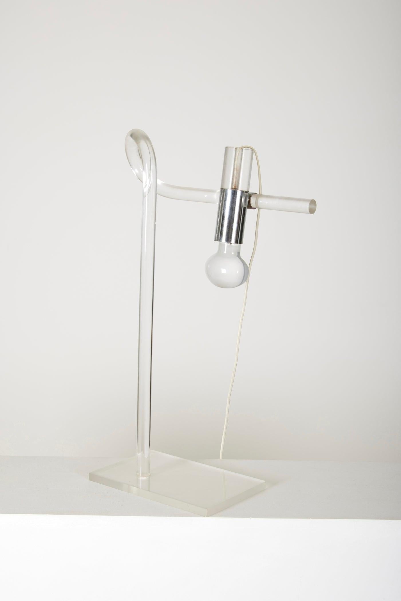 Table lamp Crylicord by designer Peter Hamburger, Knoll edition, 1970s. Angled altuglas structure with a rectangular base and chrome metal. Very good condition with some signs of use. 
LP1117