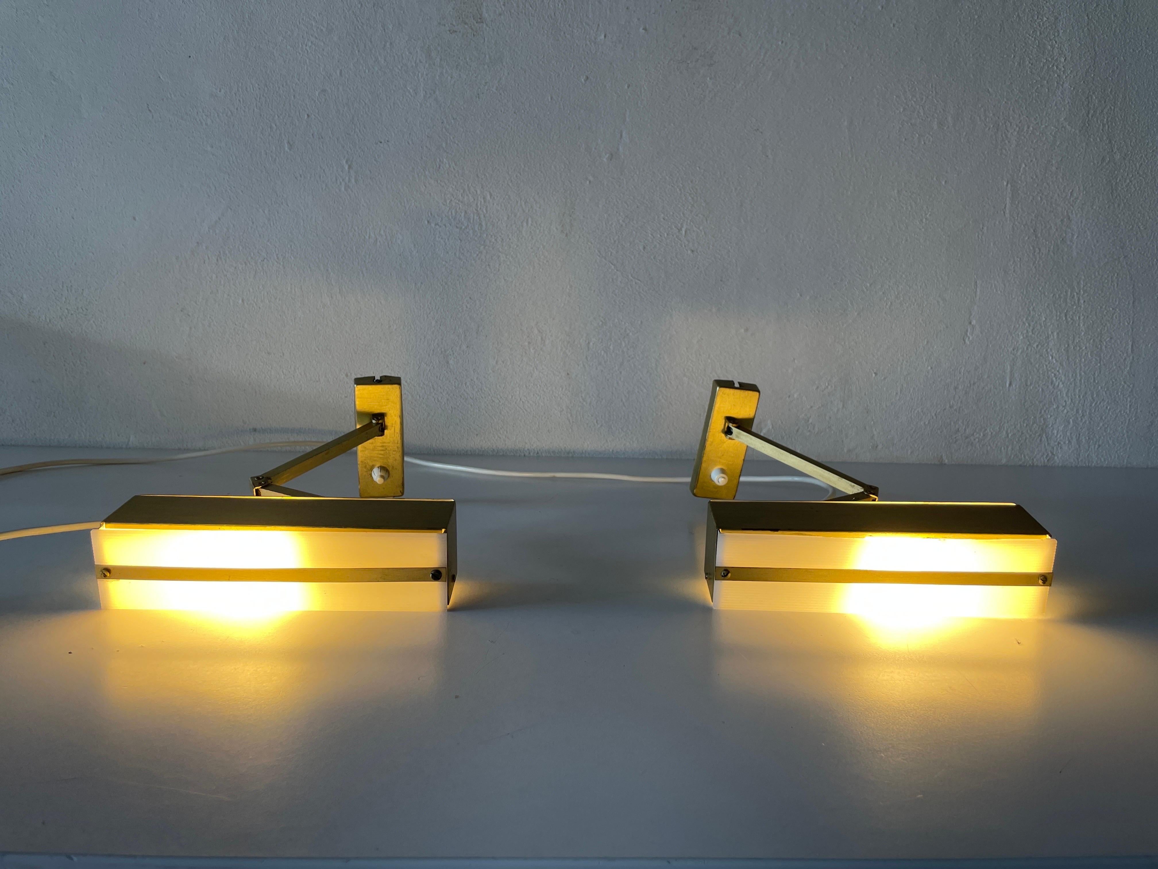 Plexiglass Metal Pair of Sconces by Paul Neuhaus, 1950s, Germany For Sale 3
