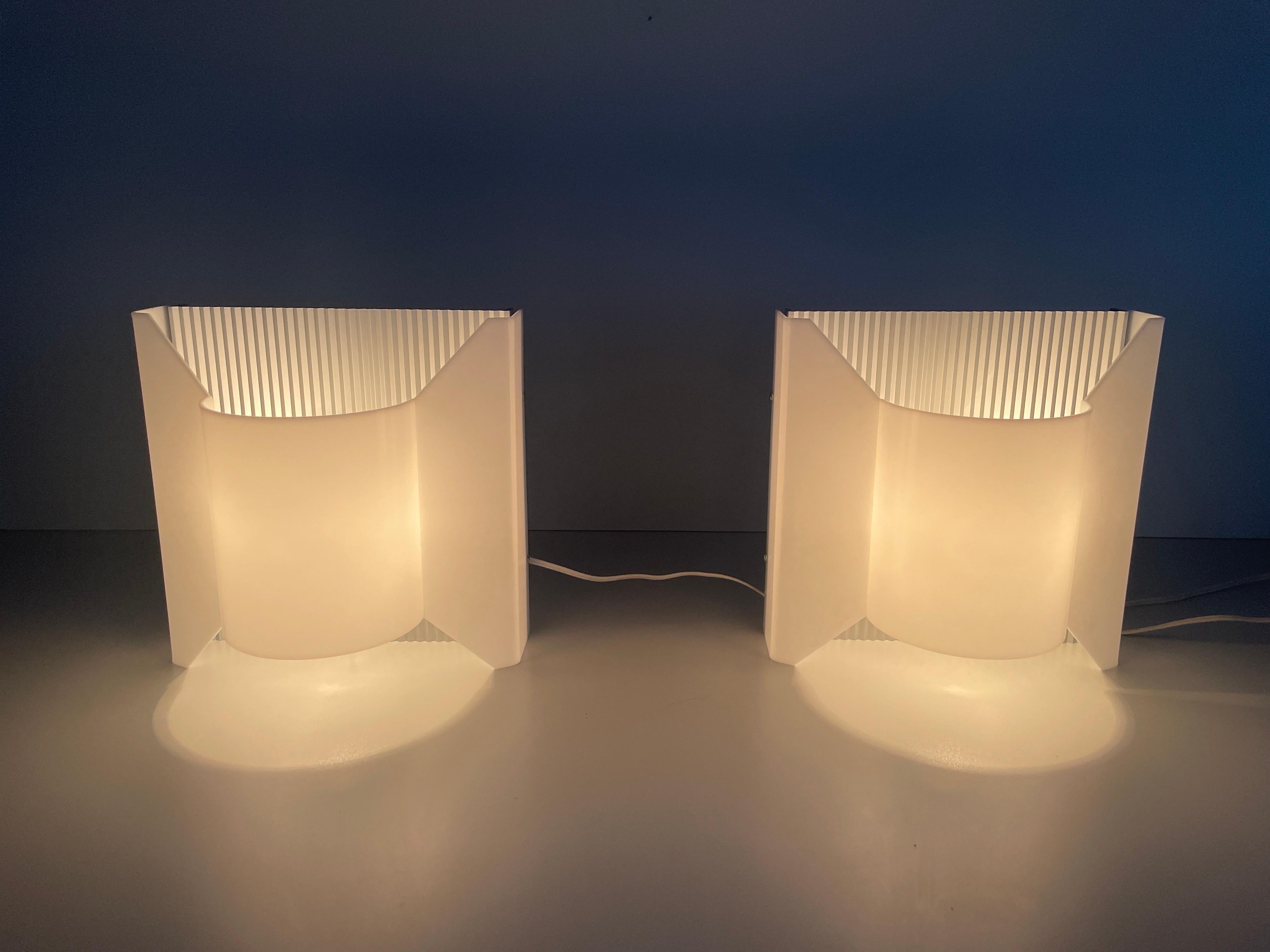 Plexiglass Pair of Sconces by Raak, 1970s, Netherlands For Sale 1