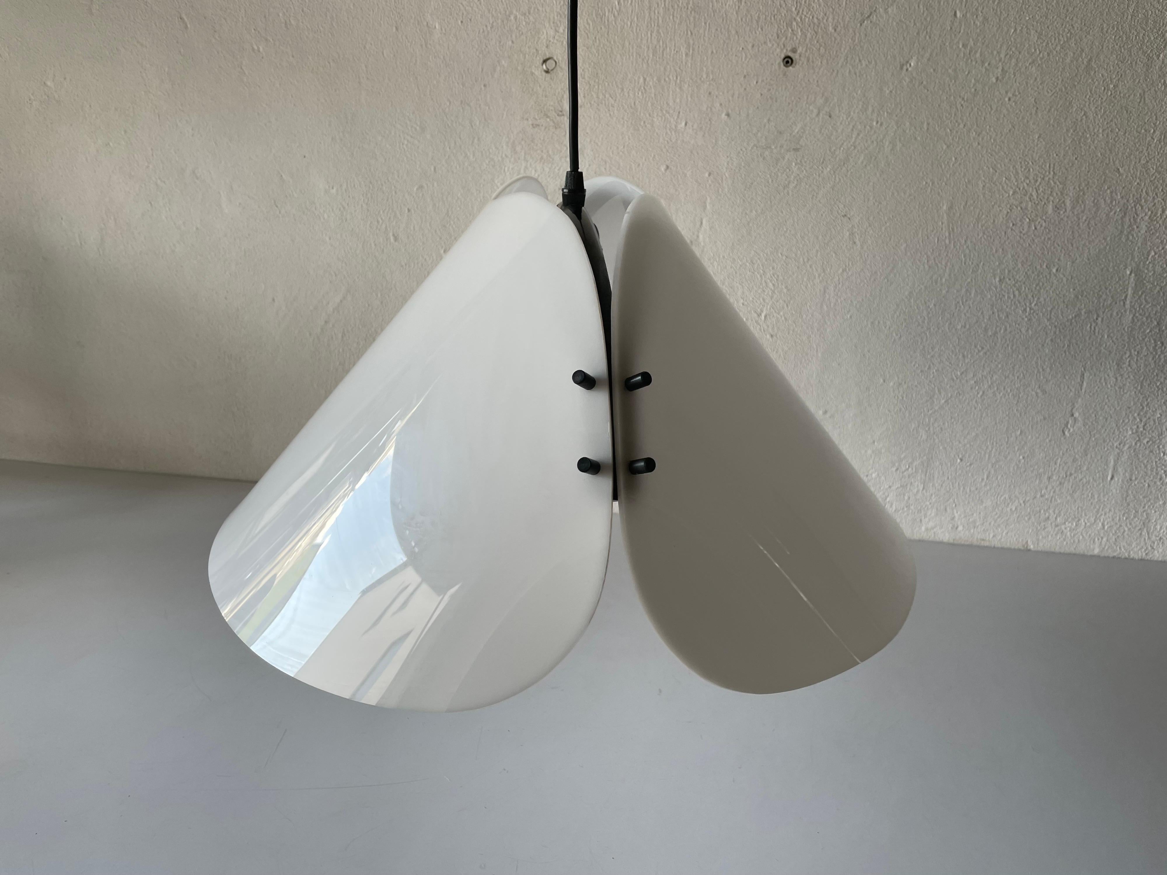 Plexiglass Pendant Lamp Model Melilla by Oluce, 1970s, Italy For Sale 1