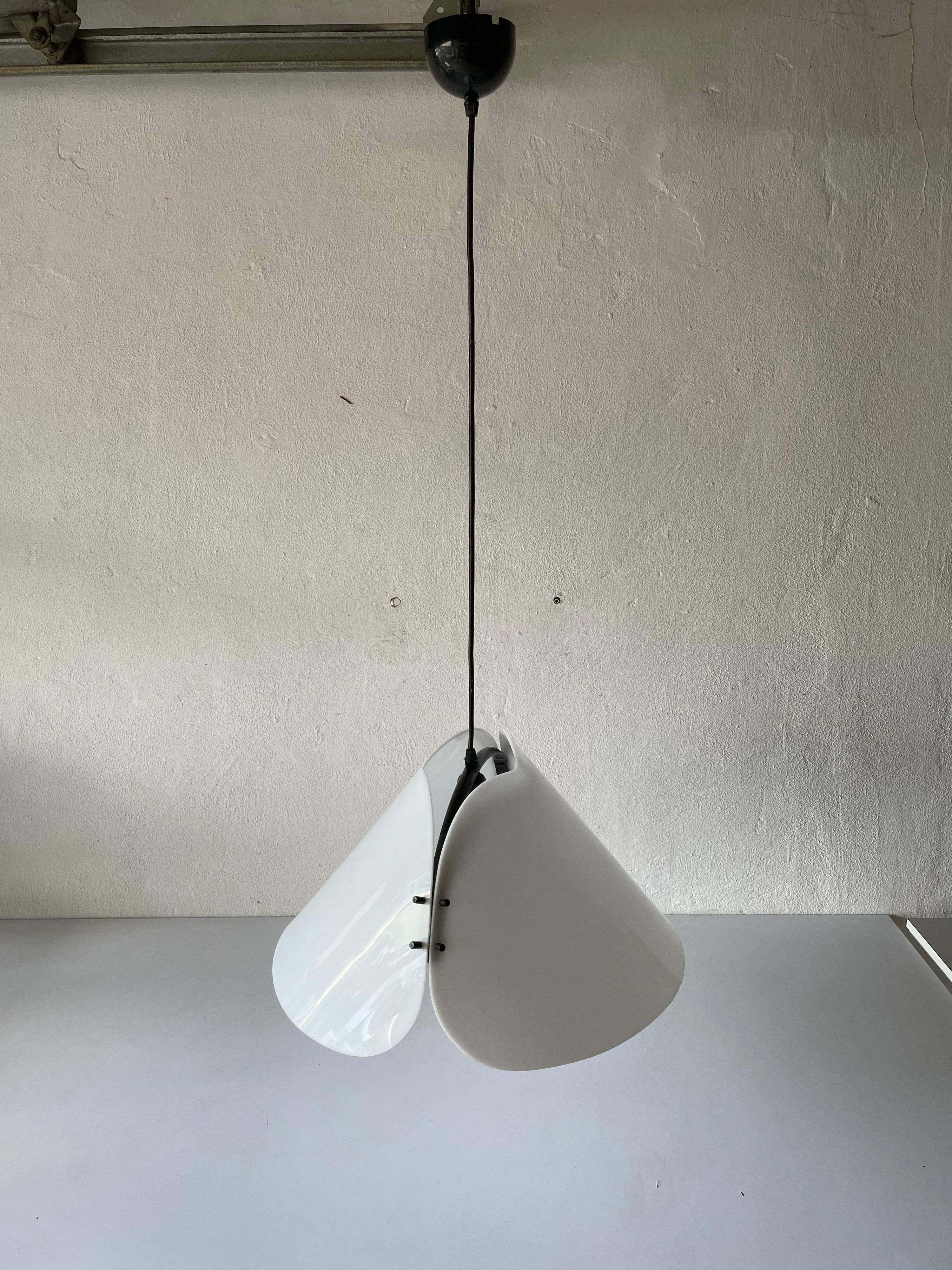 Plexiglass Pendant Lamp Model Melilla by Oluce, 1970s, Italy For Sale 3