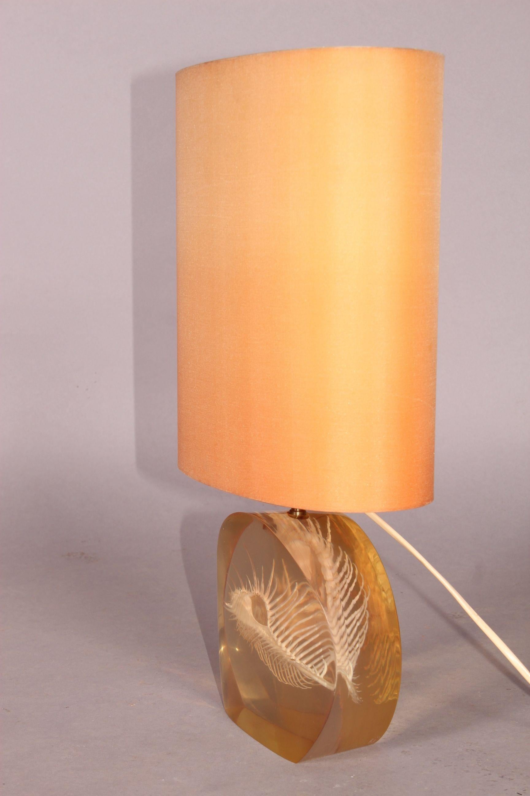 Plexiglass Table Lamp In Good Condition In grand Lancy, CH