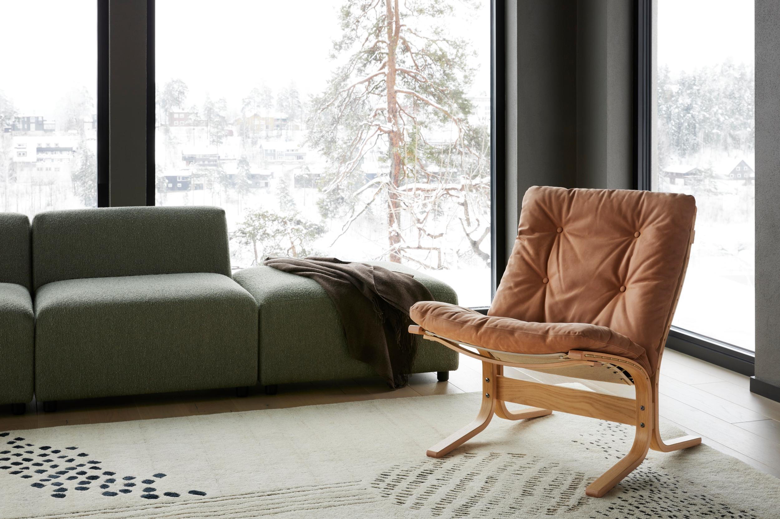 Contemporary Pli Rug by Volver Studios For Sale