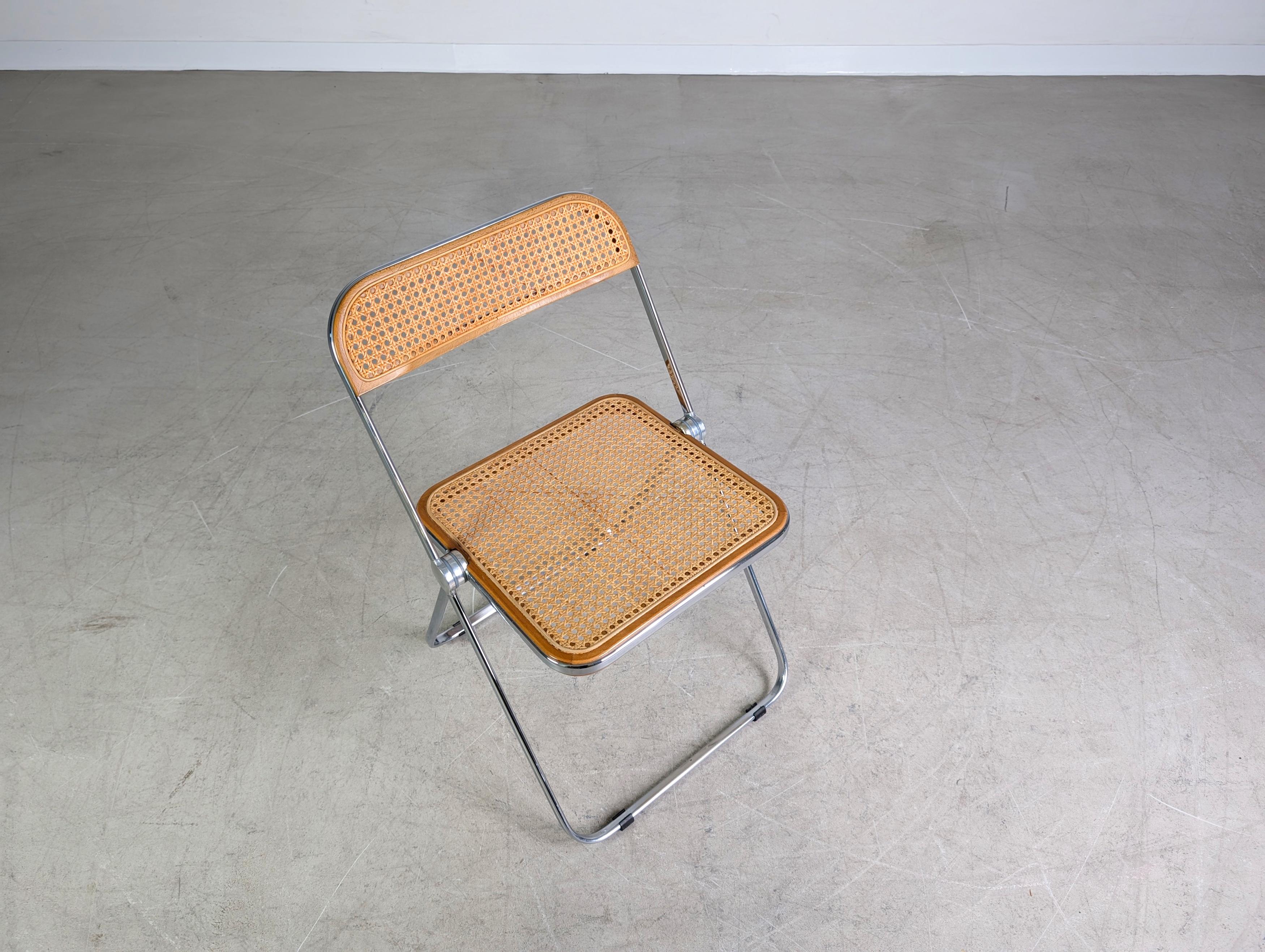 Aluminum Plia Cane Klappstuhl Castelli Giancarlo Piretti Stuhl Wiener Geflecht For Sale