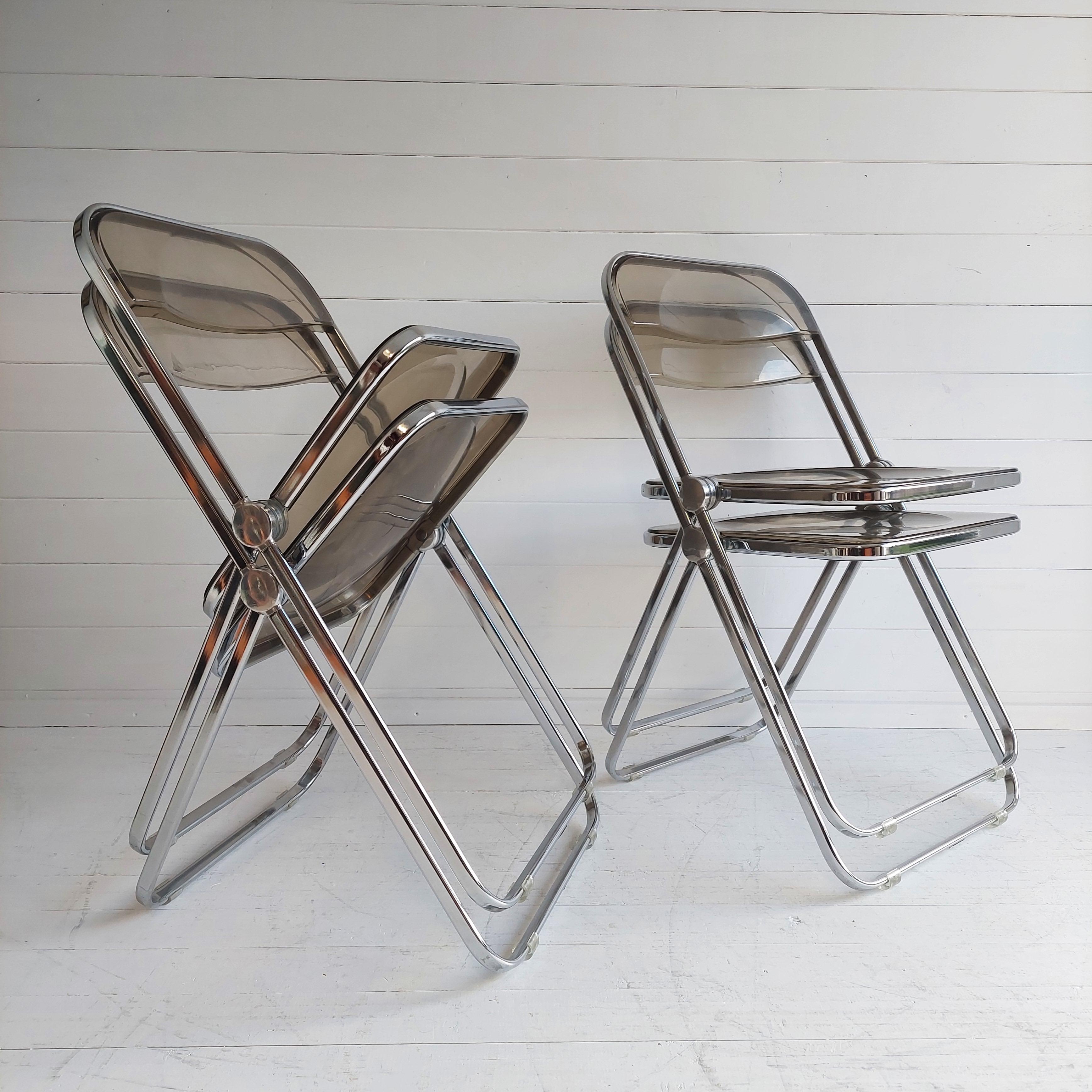 Mid-Century Modern Plia Folding Chairs by Giancarlo Piretti for Castelli 60/70s Set of 4 For Sale