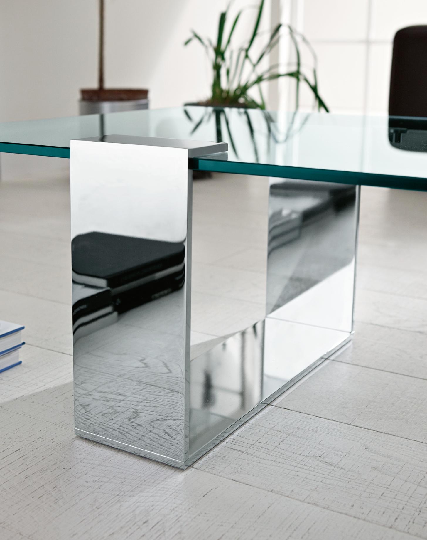 Moderne Table basse en verrelinsky, conçue par Giulio Mancini, fabriquée en Italie en vente