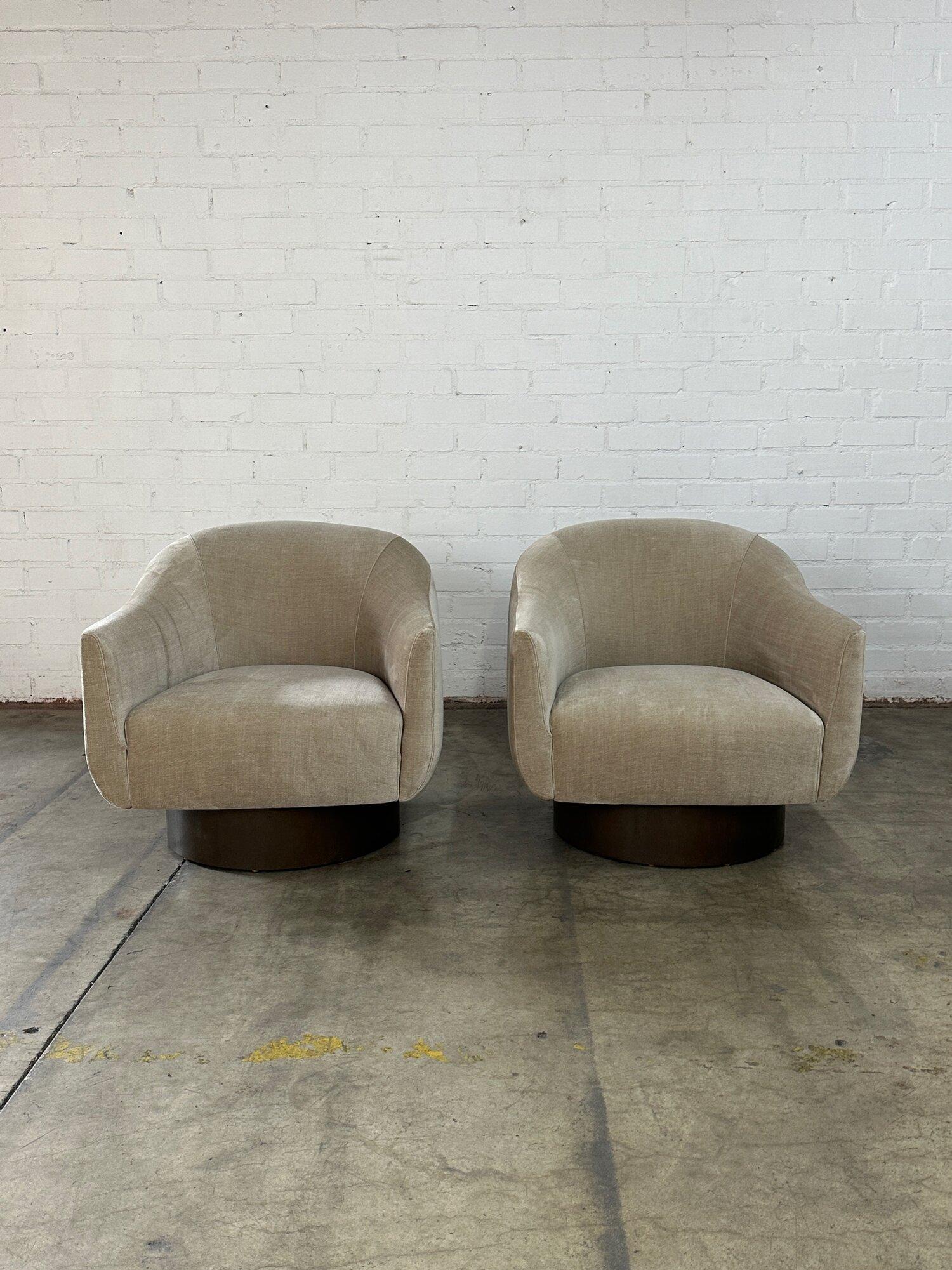 Plinth Base Barrel Lounge Chair In Good Condition For Sale In Los Angeles, CA