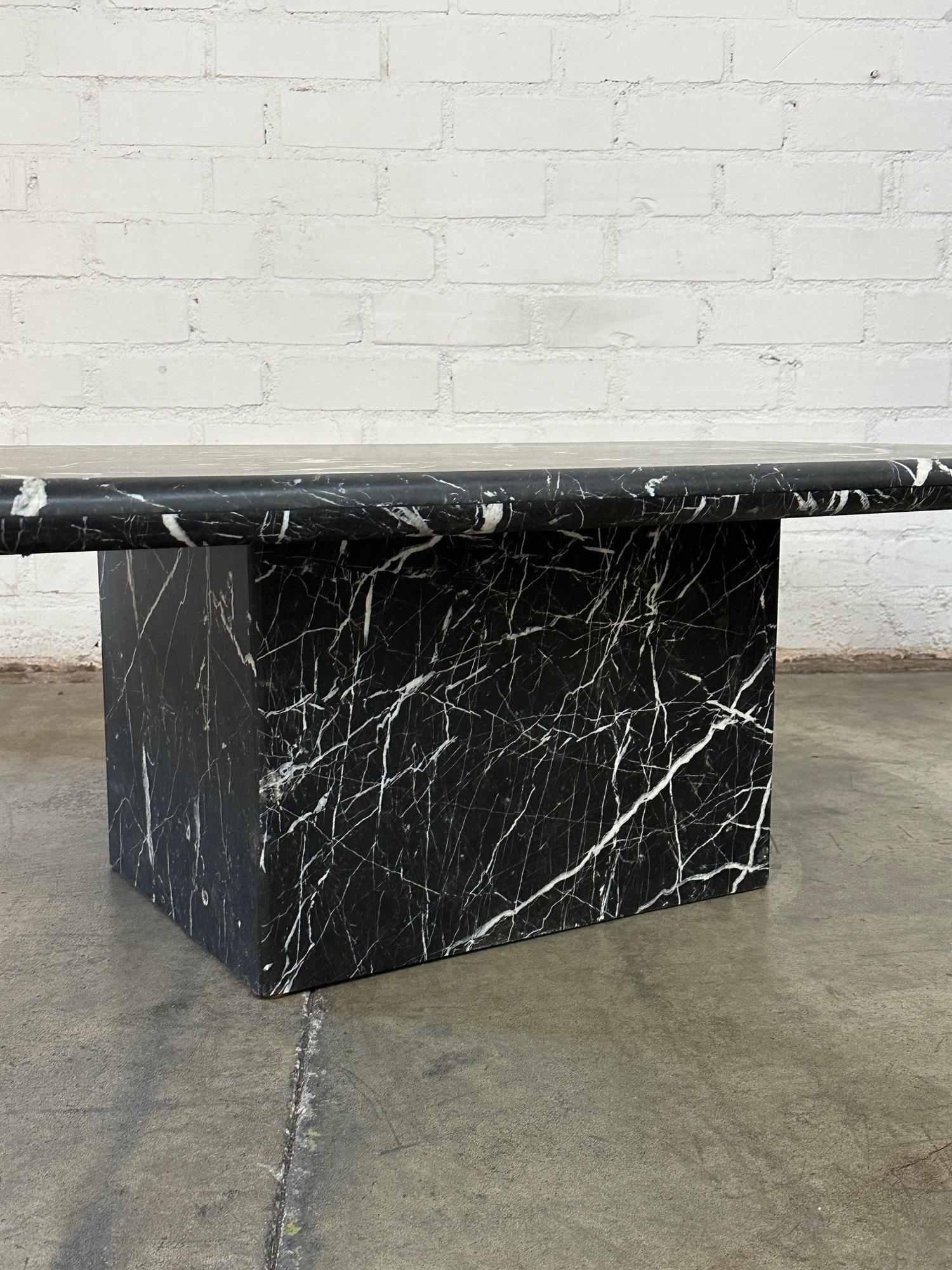 Plinth Base Marble Coffee Table In Good Condition In Los Angeles, CA