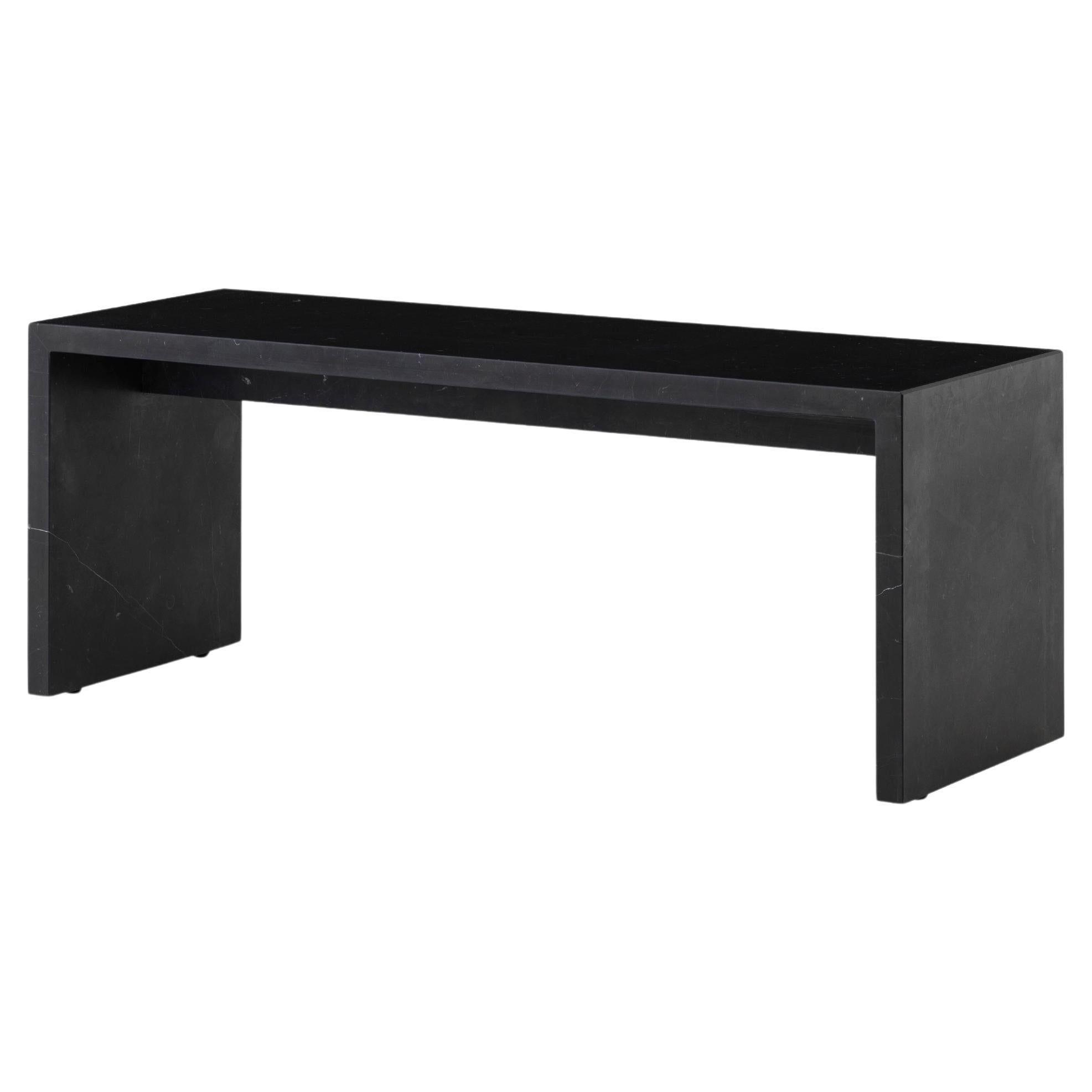 Plinth Bridge Lounge Tisch, Schwarz/Nero Marquina Marmor, Norm Architects für Audo