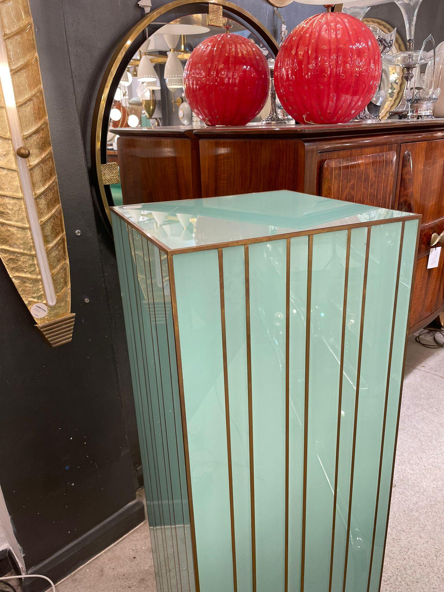Plinth in Turquoise Colour Glass and Brass Decorations, Italy, 1980s In Good Condition For Sale In London, GB