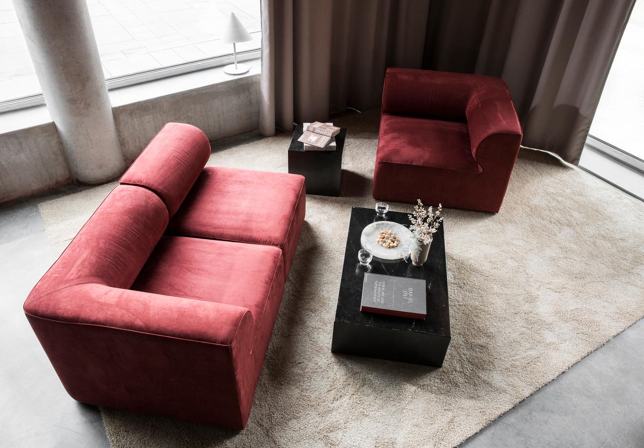 Equal parts beautiful and timeless, the Plinth Collection comprises multi-functional podiums for every space, as a standalone sculpture or platform to elevate objects. Profiling the beauty of natural materials and uncompromising craftsmanship, each