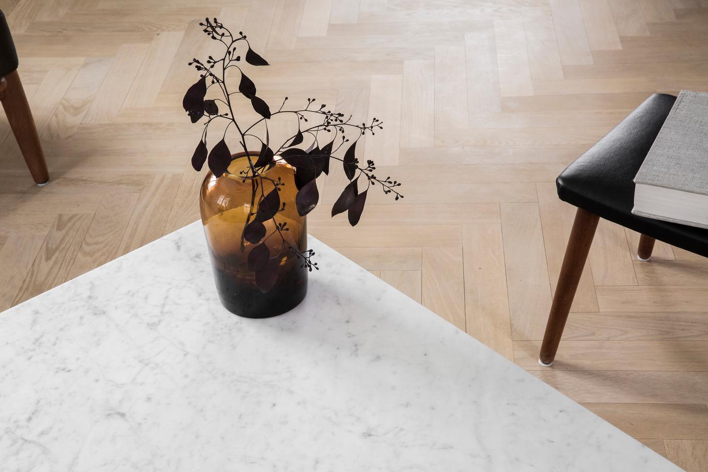 Plinth Low Lounge Table in White, Carrara Marble, by Norm Architects for Audo For Sale 4