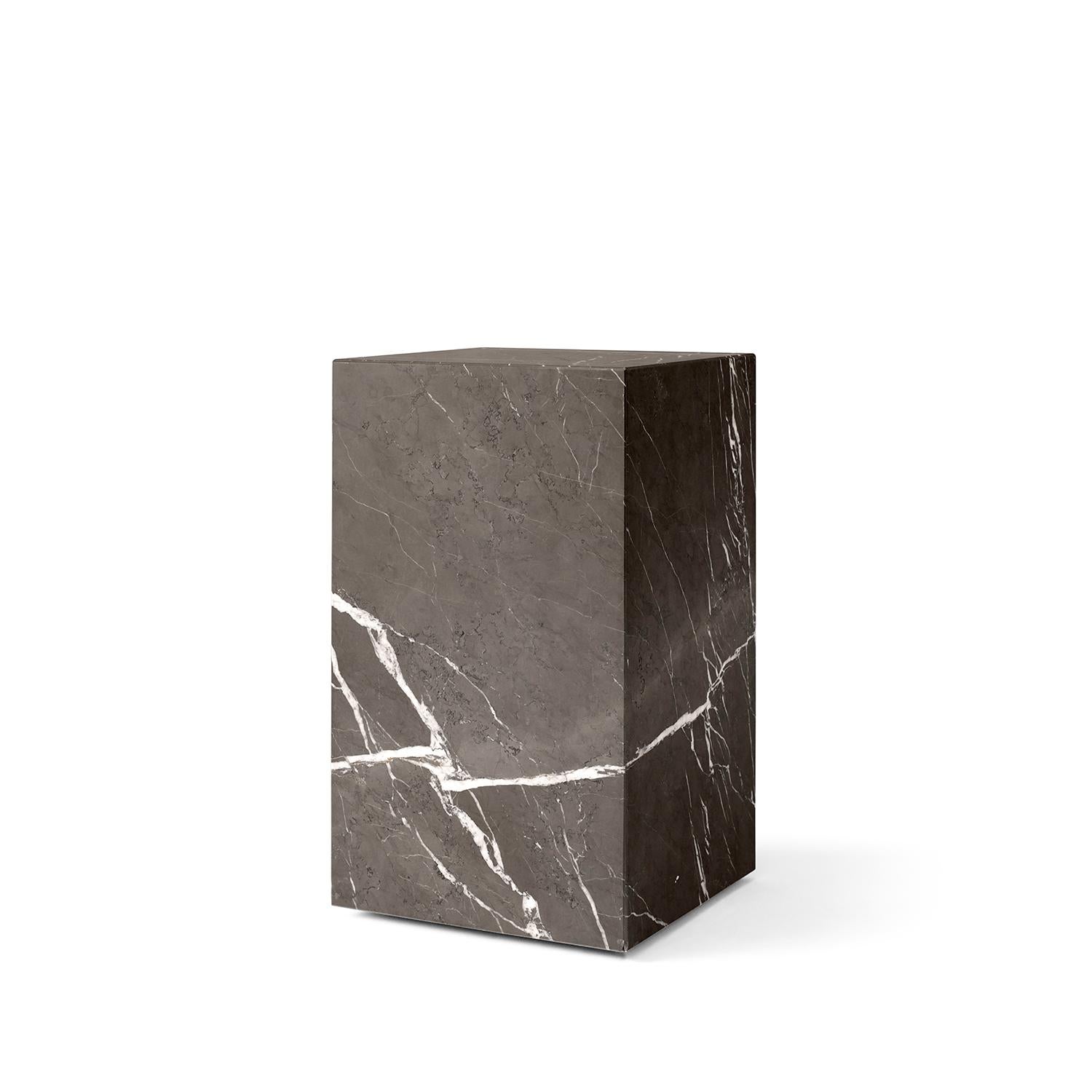 Plinth, Tall, Grey Marble (Skandinavische Moderne) im Angebot