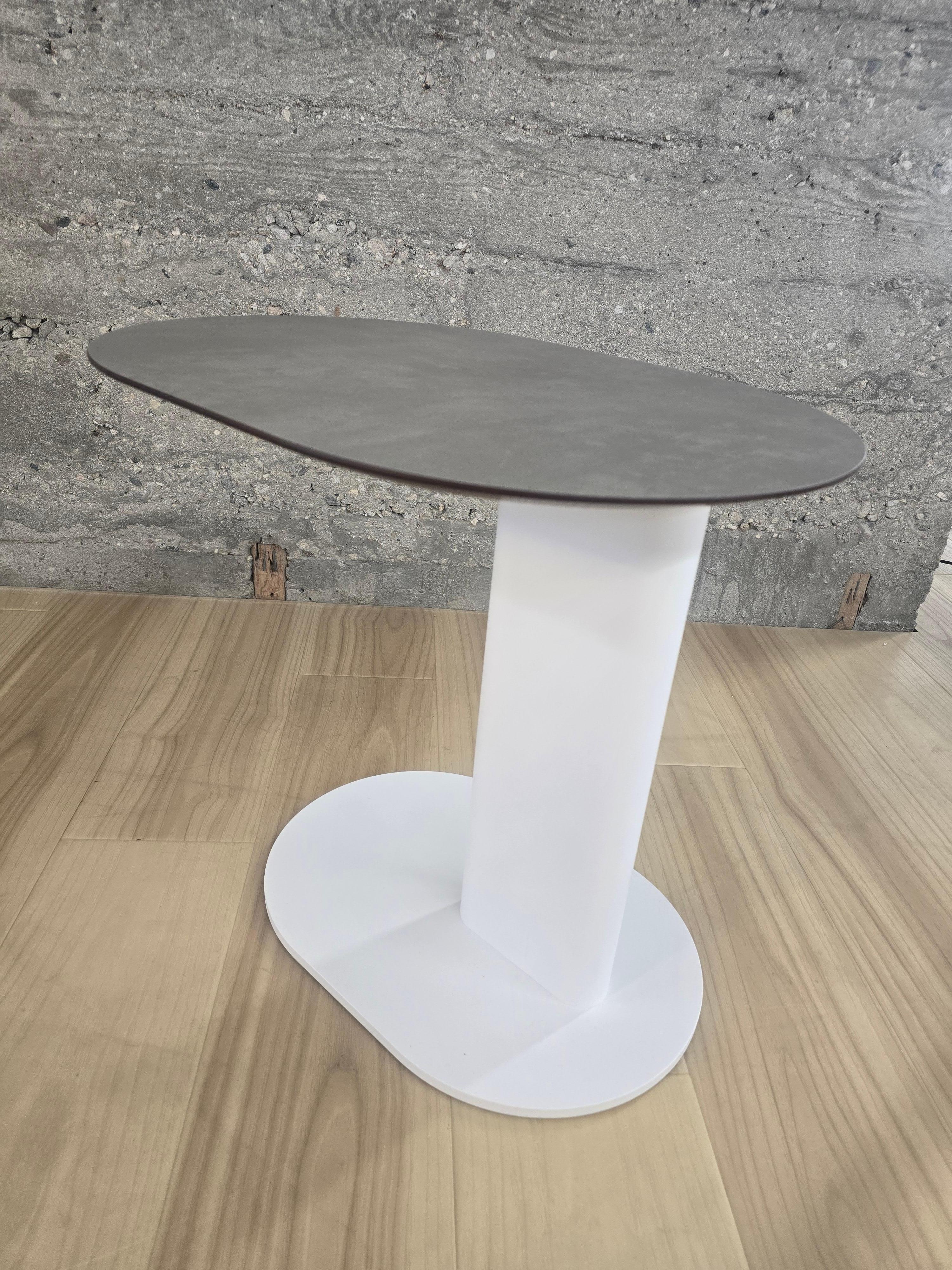 Plinto C Side Table *Showroom Sample in vendita 4