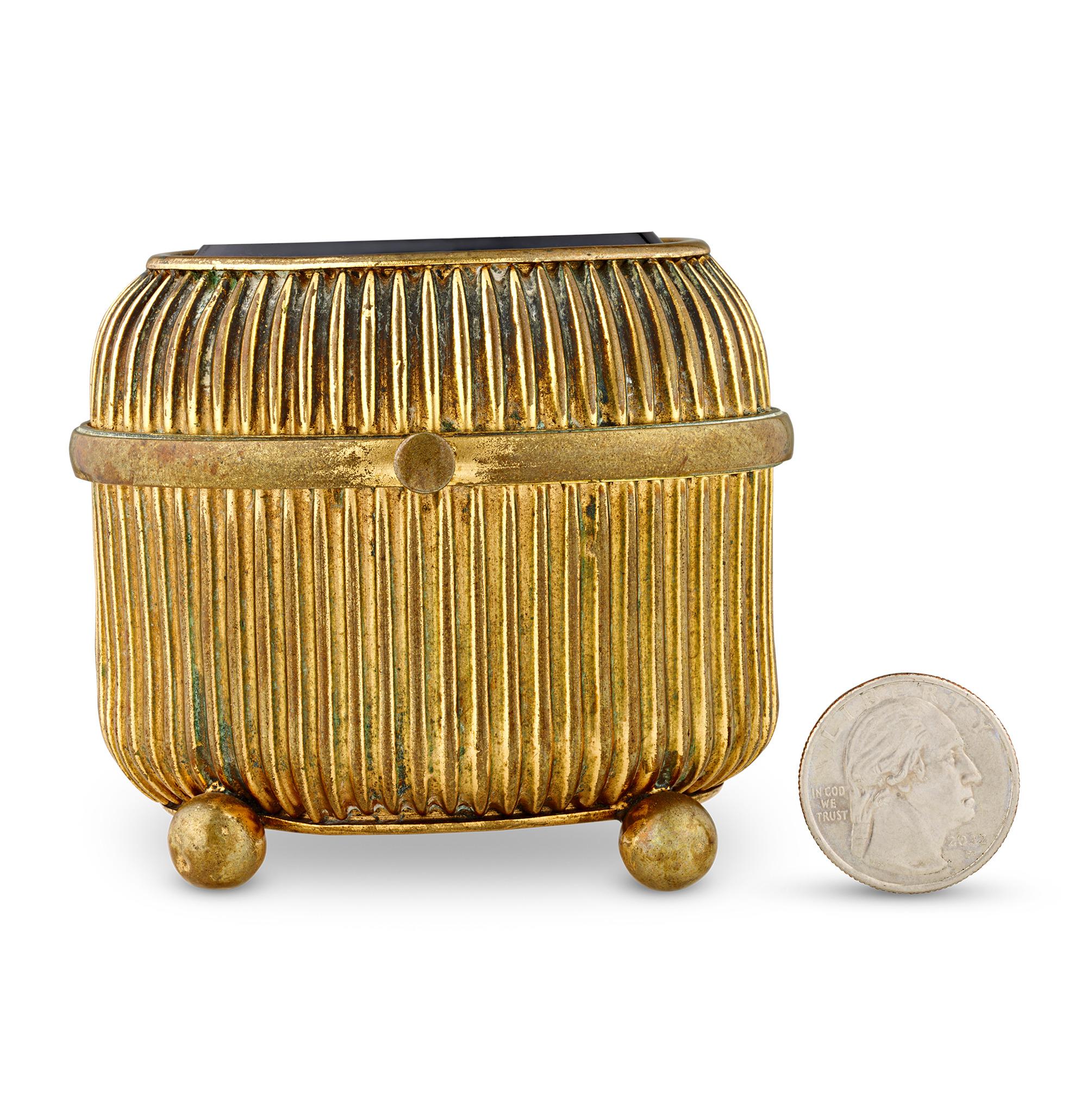 Italian Pliny's Doves Micromosaic Box For Sale