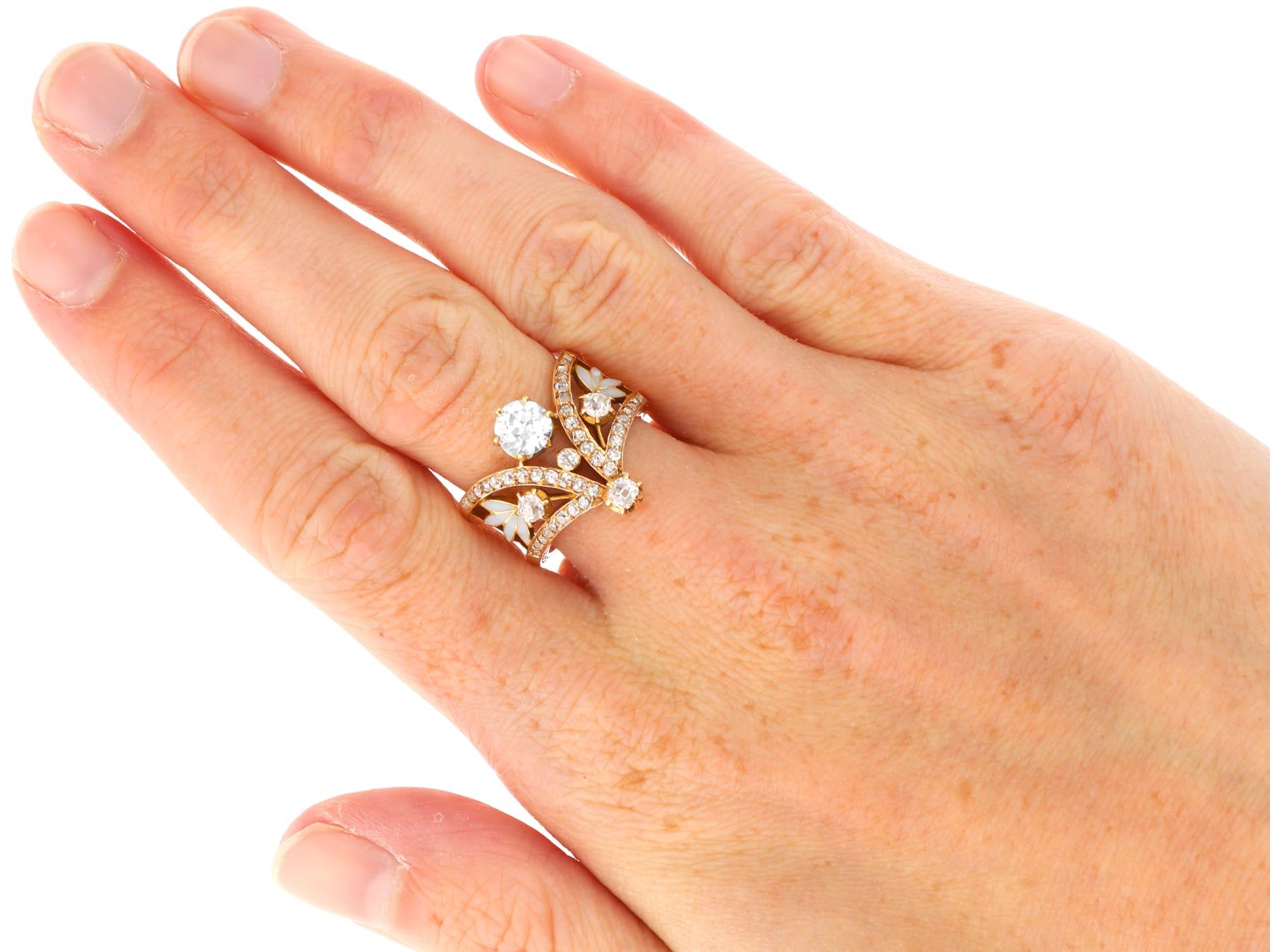 Set di orecchini e anelli in oro giallo 18k con diamante da 3,68 carati e Plique-a-Jour in vendita 10