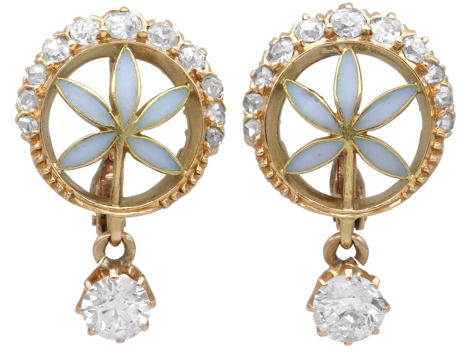 Set di orecchini e anelli in oro giallo 18k con diamante da 3,68 carati e Plique-a-Jour in vendita 3