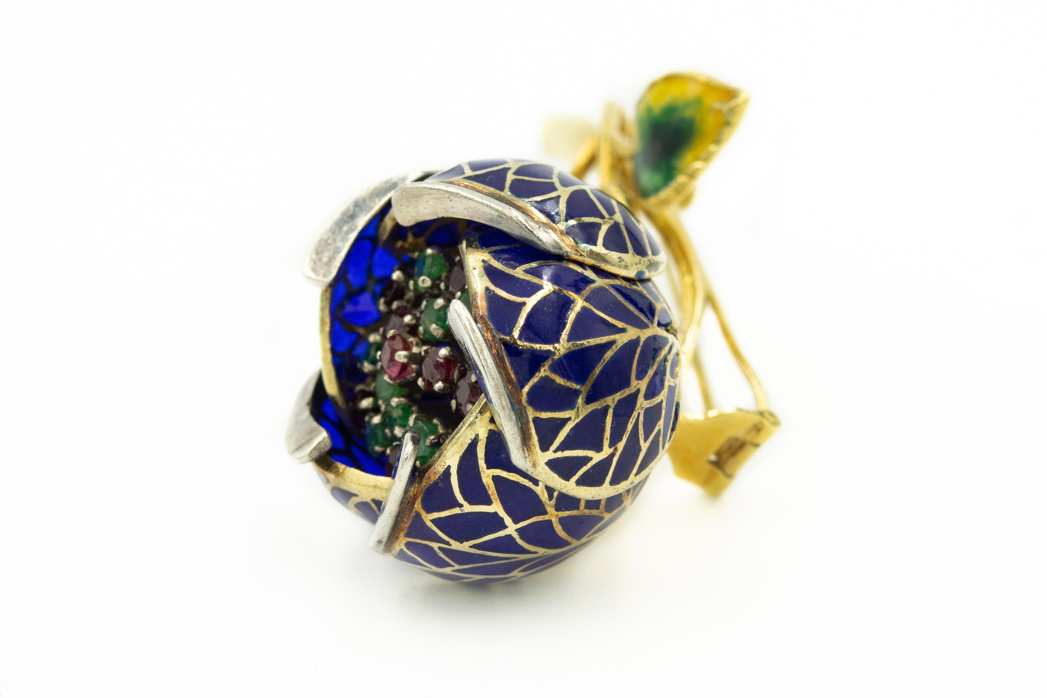 Plique à Jour Enamel Ruby Emerald en Tremblant Flower Gold Brooch Matching Ring For Sale 3