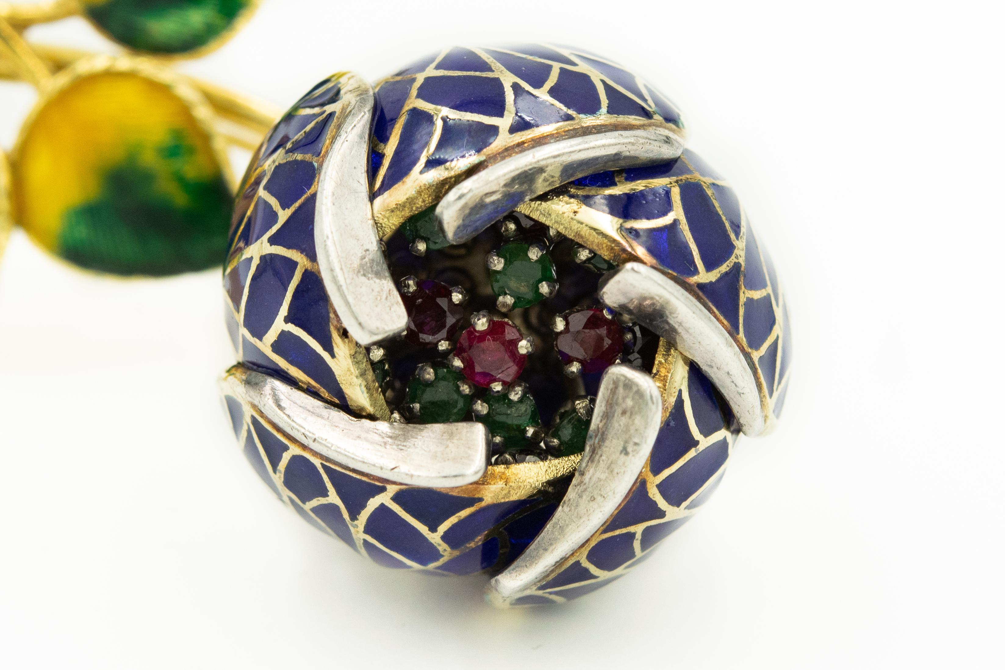 Plique à Jour Enamel Ruby Emerald en Tremblant Flower Gold Brooch Matching Ring For Sale 1