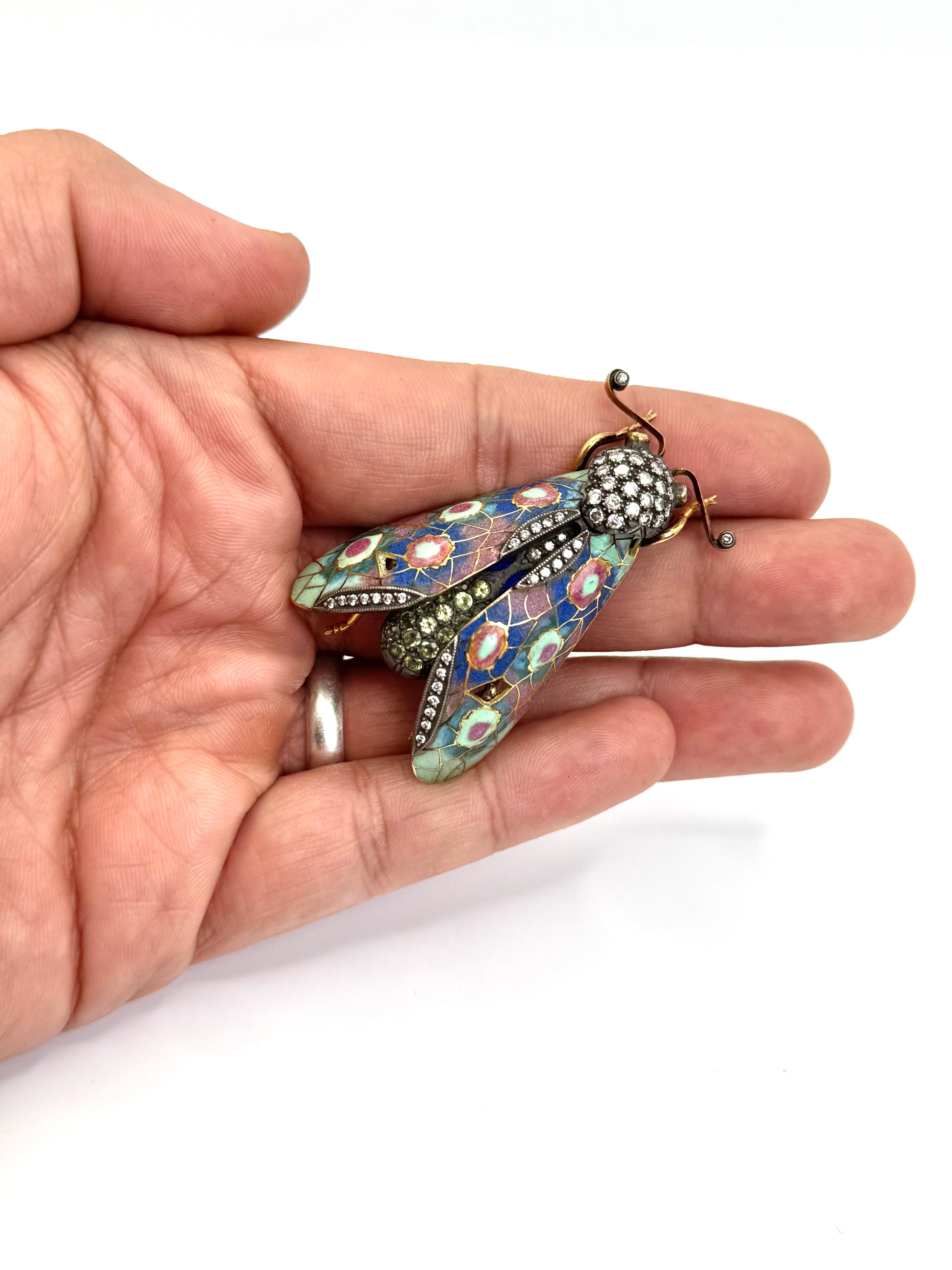 Taille ronde Broche en or jaune 18K et argent Plique A Jour Insecte en vente