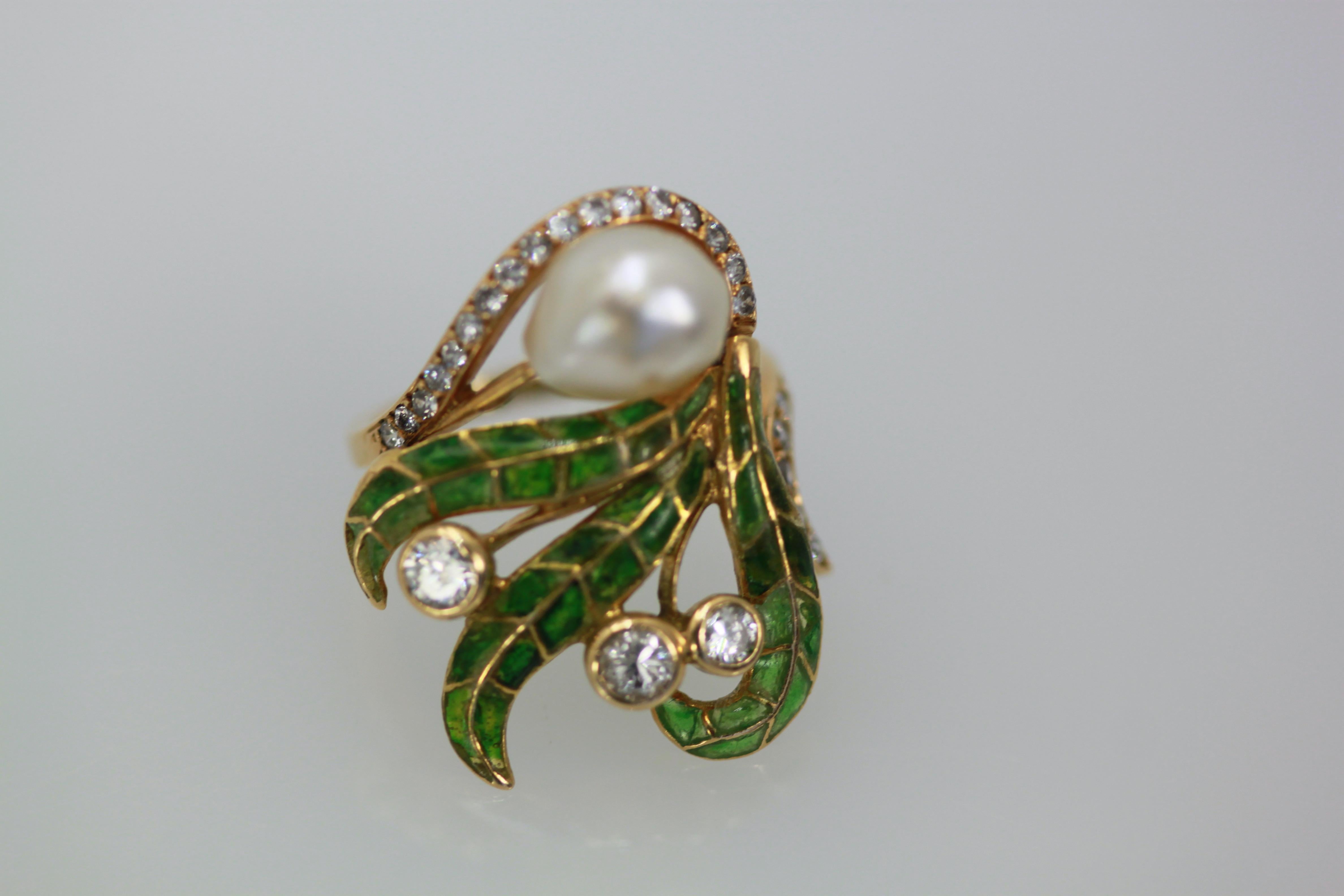 Plique a Jour Perlenring 14K im Zustand „Gut“ in North Hollywood, CA