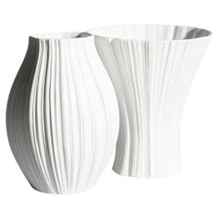 Coppia di vasi in porcellana “Plissee” di Martin Freyer per Rosenthal, 1968