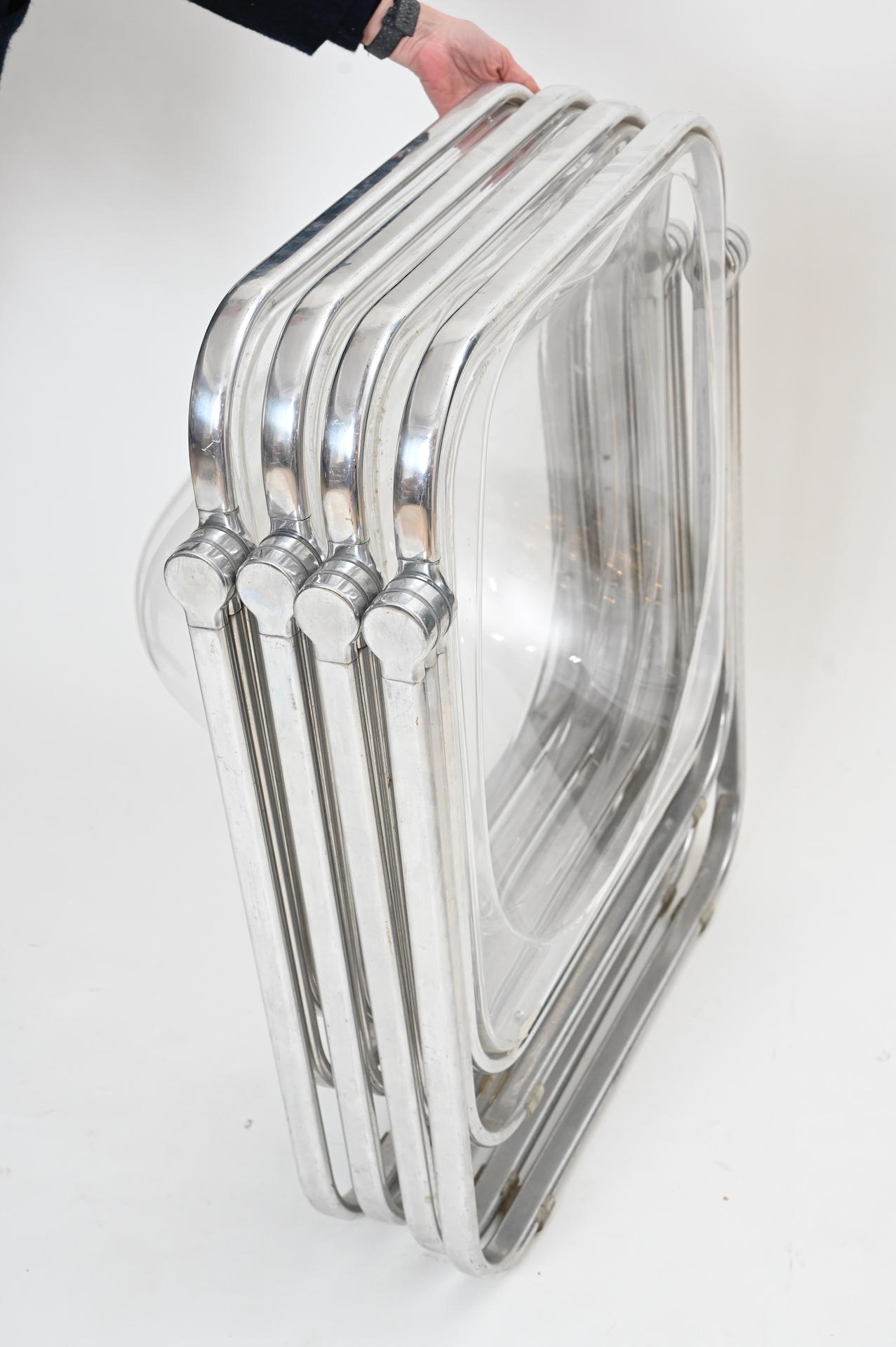 Plona Folding Chairs in Clear Lucite by Castelli, circa 1970 6