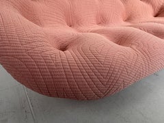 Divano medio Ploum con schienale alto di Ligne Roset in Kvadrat Febrik Apparel 623