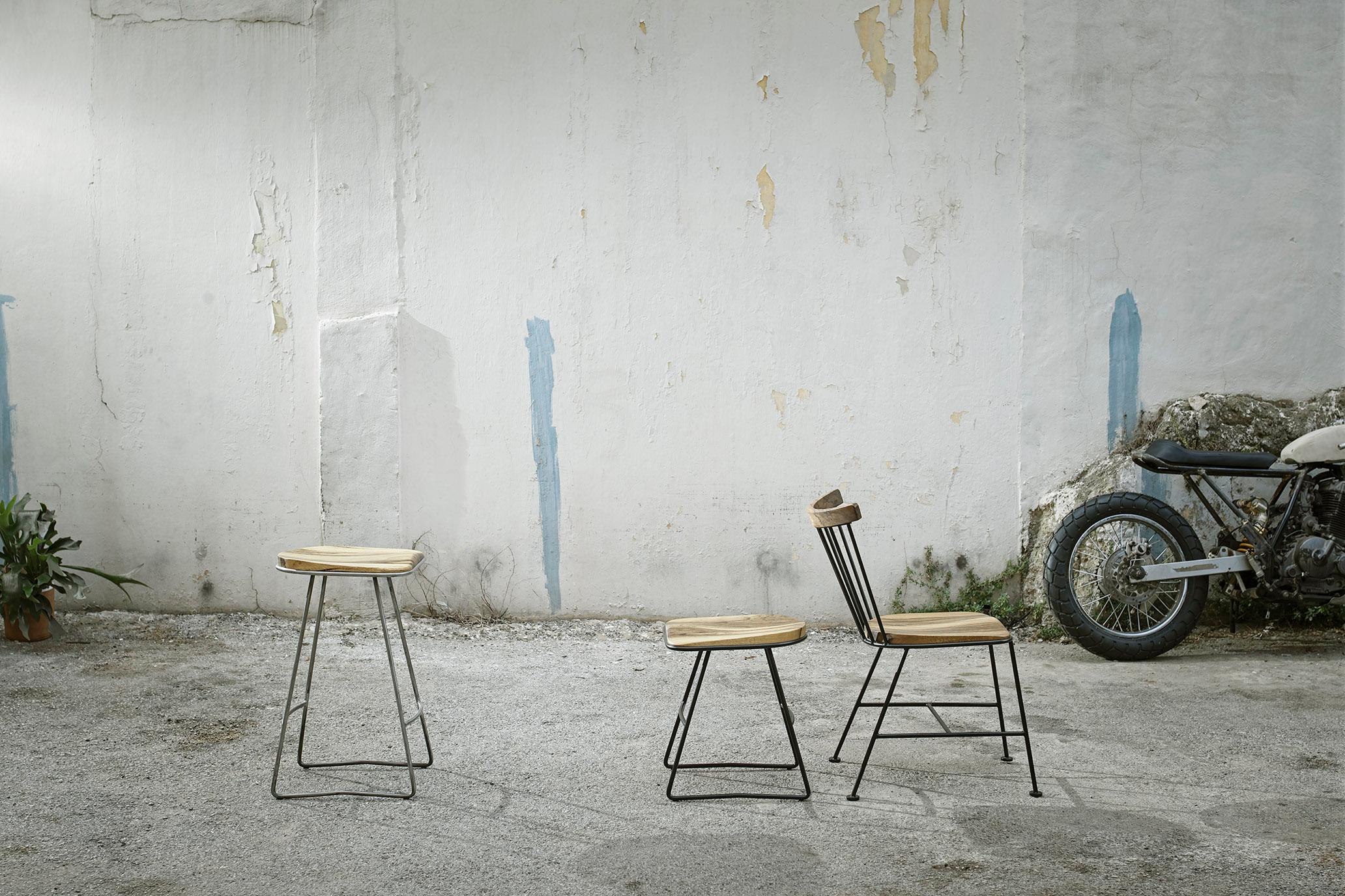 Plug Bar Stool, Solid Wood Shaped Seat, Hand Bent Steel and Walnut In New Condition For Sale In beirut, LB