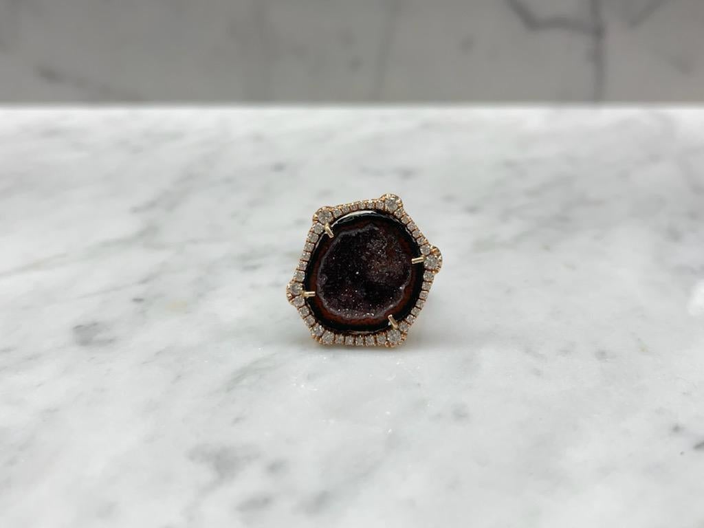 Make a POP with this gorgeous natural geode and diamond ring
Hand made in Los Angeles with top quality natural diamonds and quality