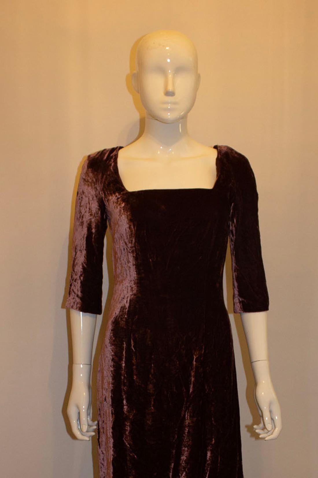 Plum Silk Velvet Dress by Paule Vasseur Paris In Good Condition For Sale In London, GB
