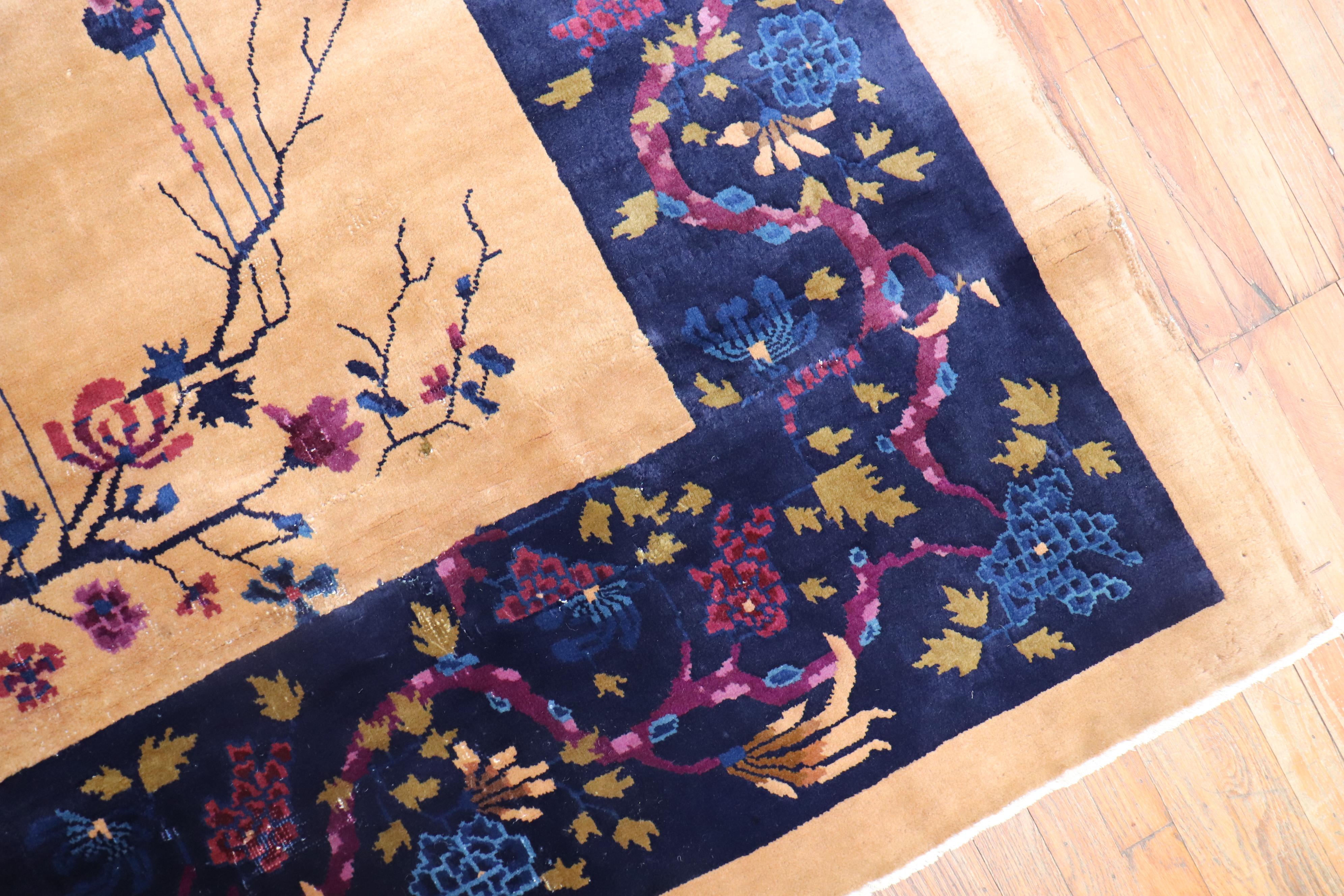 Chinois Tapis chinois Art Déco de taille normale, couleur vin prune, XXe siècle en vente