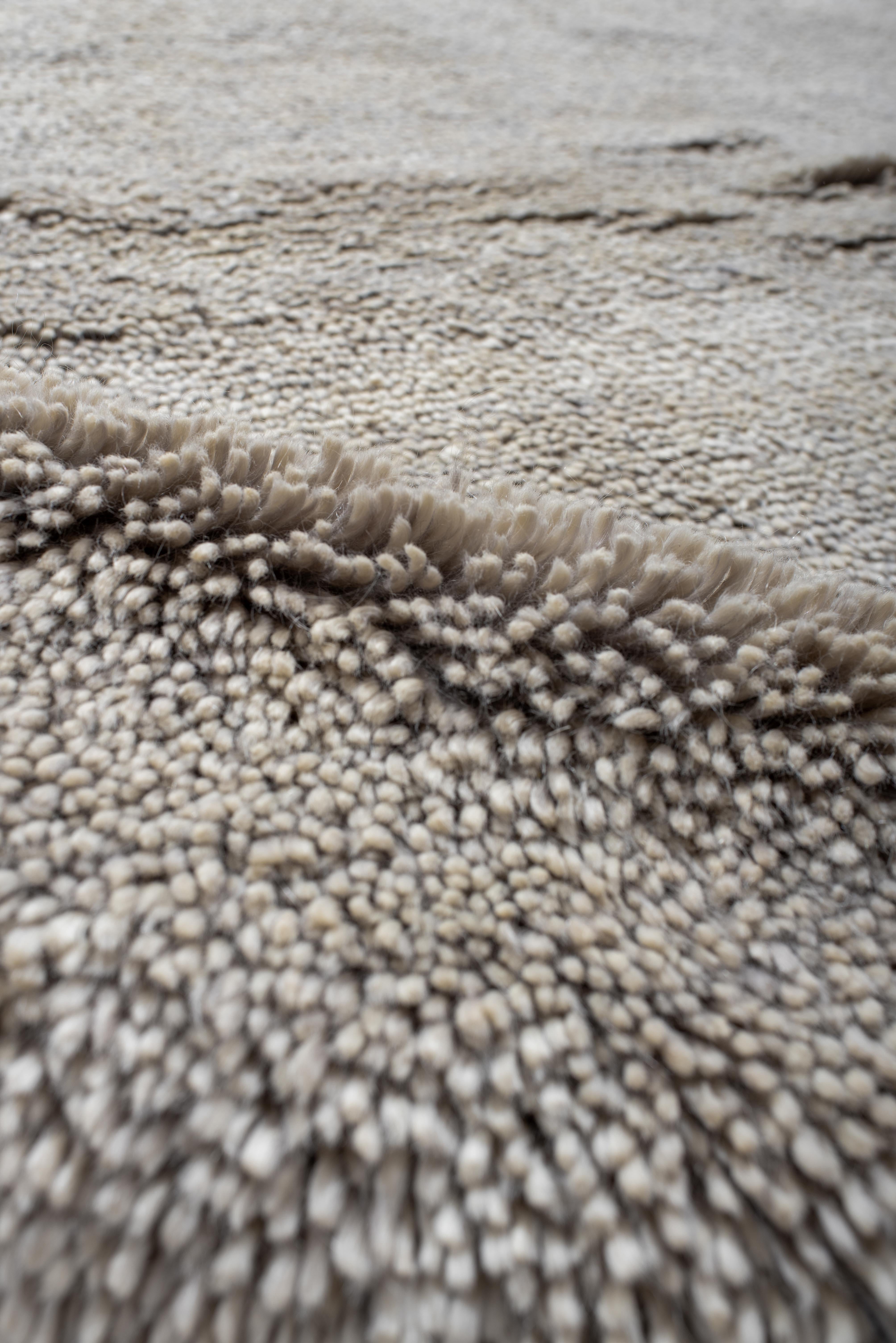 Plume by Anne-Marie Barton Anudado a mano en venta