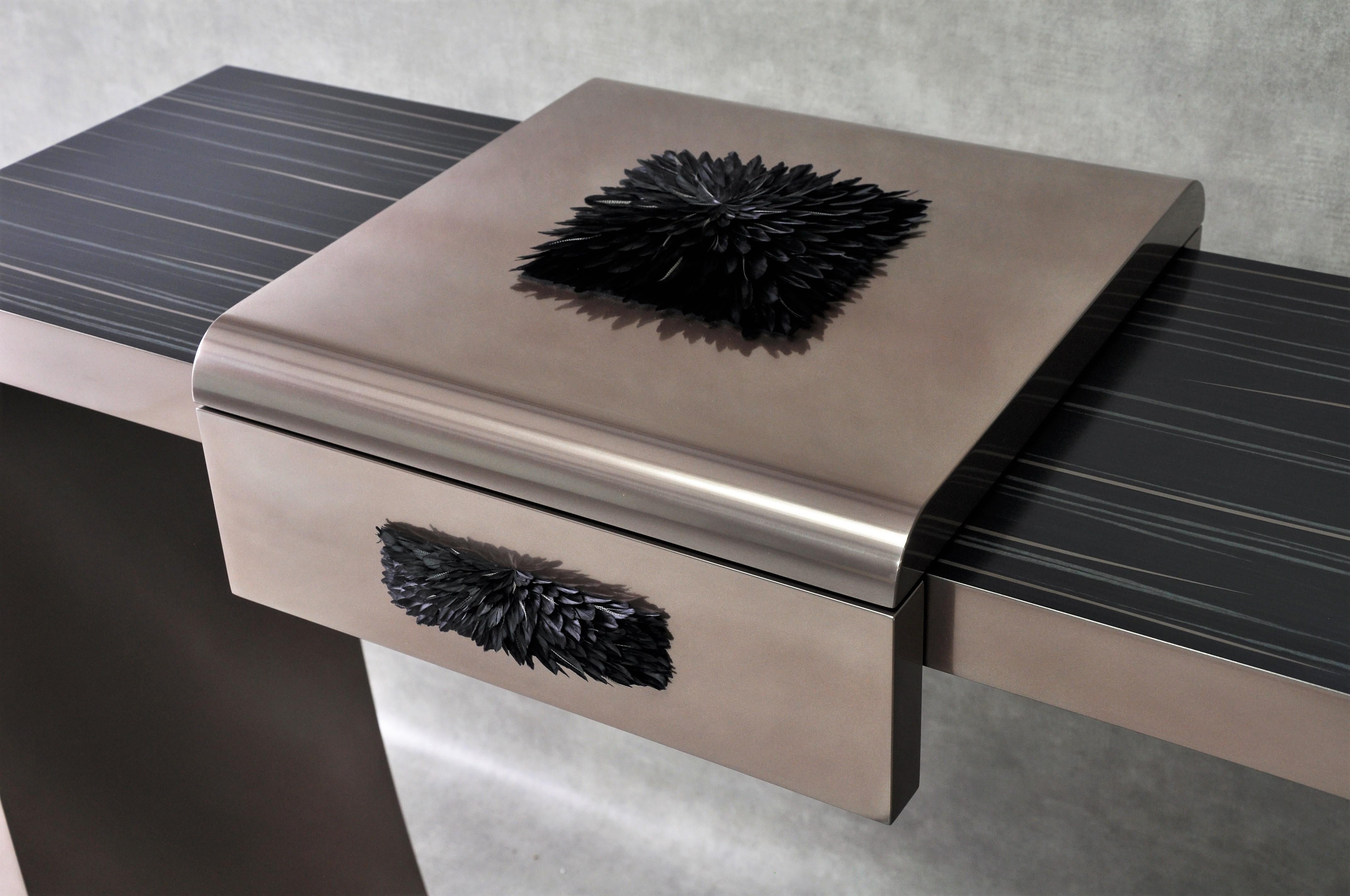 Hand-Crafted Plume Console Table ‘Contemporary, Limited Edition’ For Sale