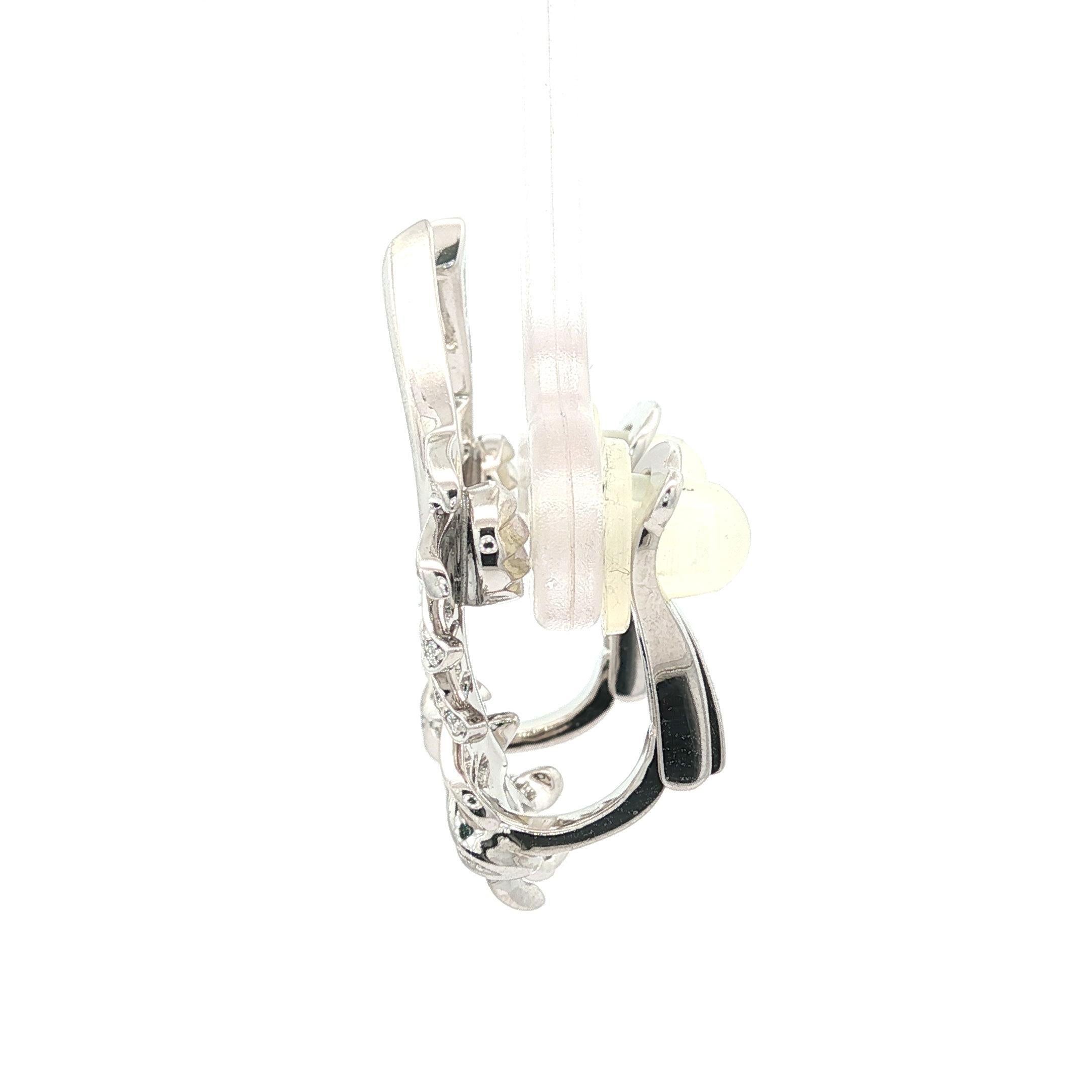 Boucles d'oreilles Plume De Chanel en or blanc avec plumes et diamants, avec étui 6