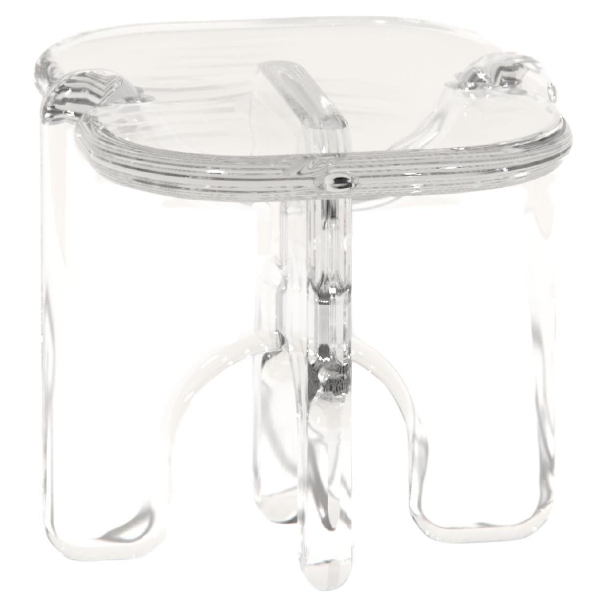 Mesa auxiliar Plump de resina translúcida cristalina, de Ian Cochran