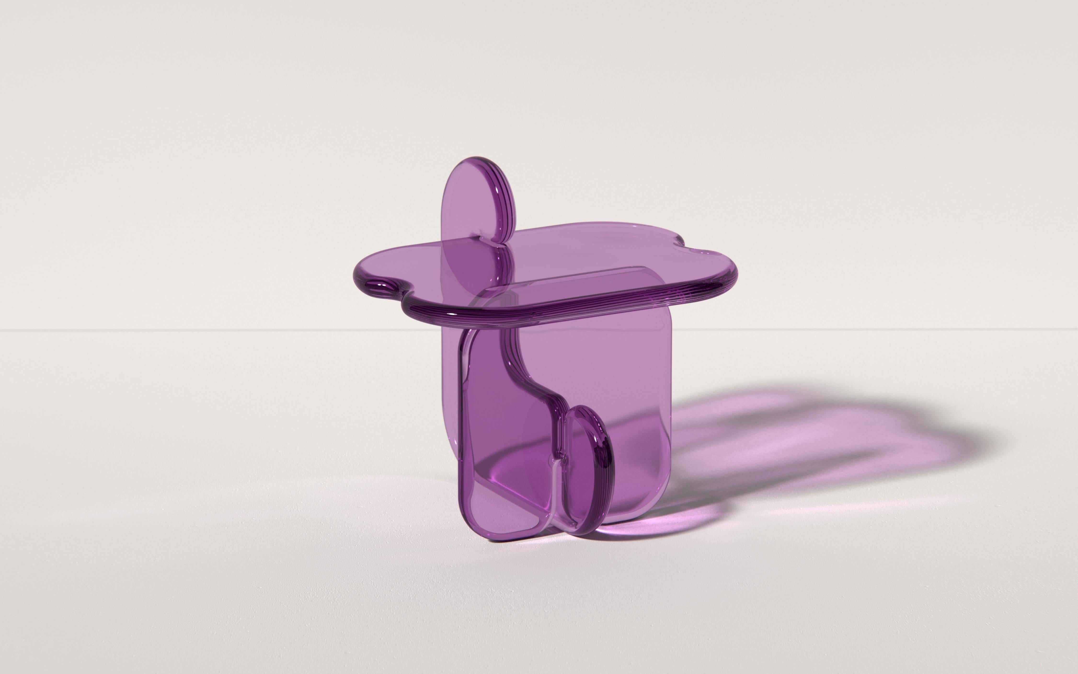 Plump Side Table in Mantis Green, Translucent Polyurethane Resin, by Ian Cochran In New Condition For Sale In New York, NY