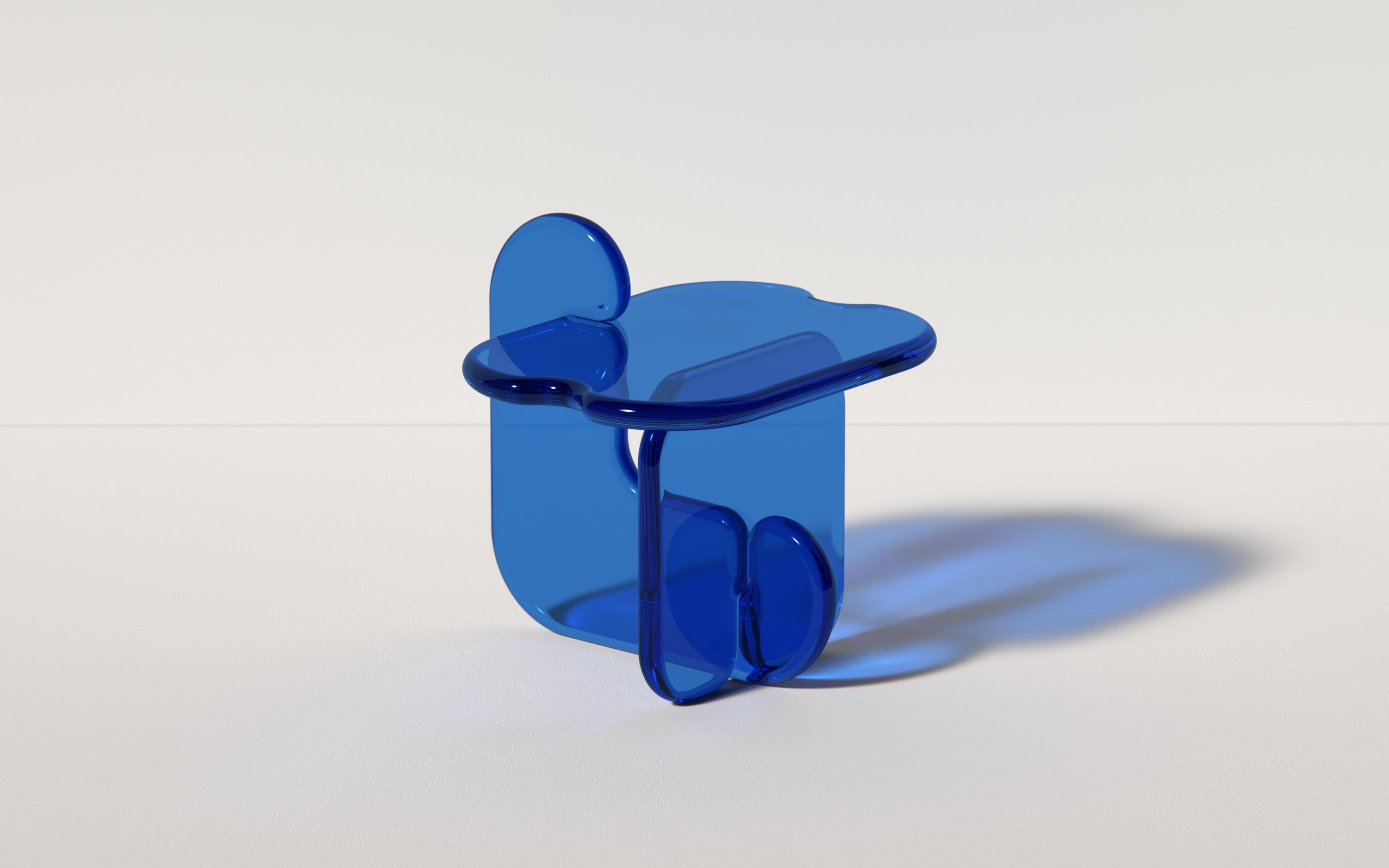 Américain Table d'appoint Plump en Deep Olive, résine de polyuréthane translucide, par Ian Cochran en vente