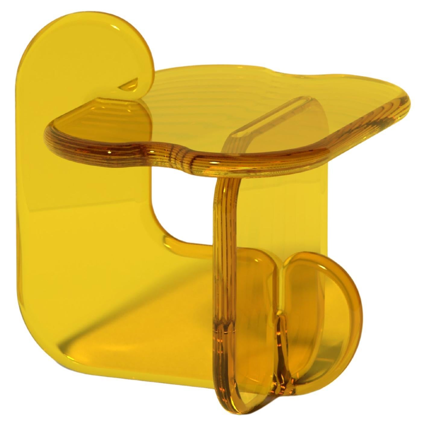 Table d'appoint Plump en jaune topaze, résine de polyuréthane translucide, par Ian Cochran