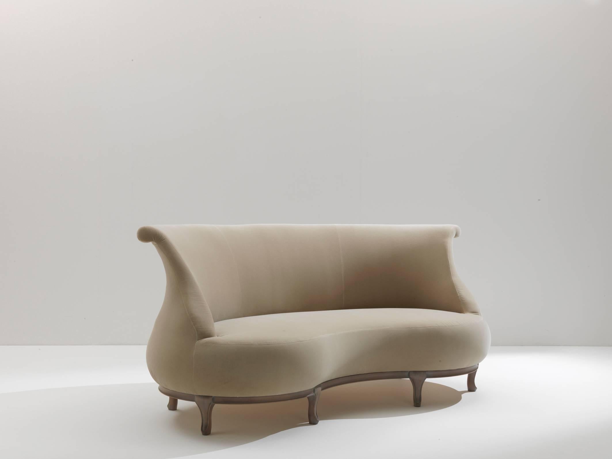 Klumpen -  Sofa aus massivem Nussbaumholz, entworfen von Nigel Coates (Moderne) im Angebot