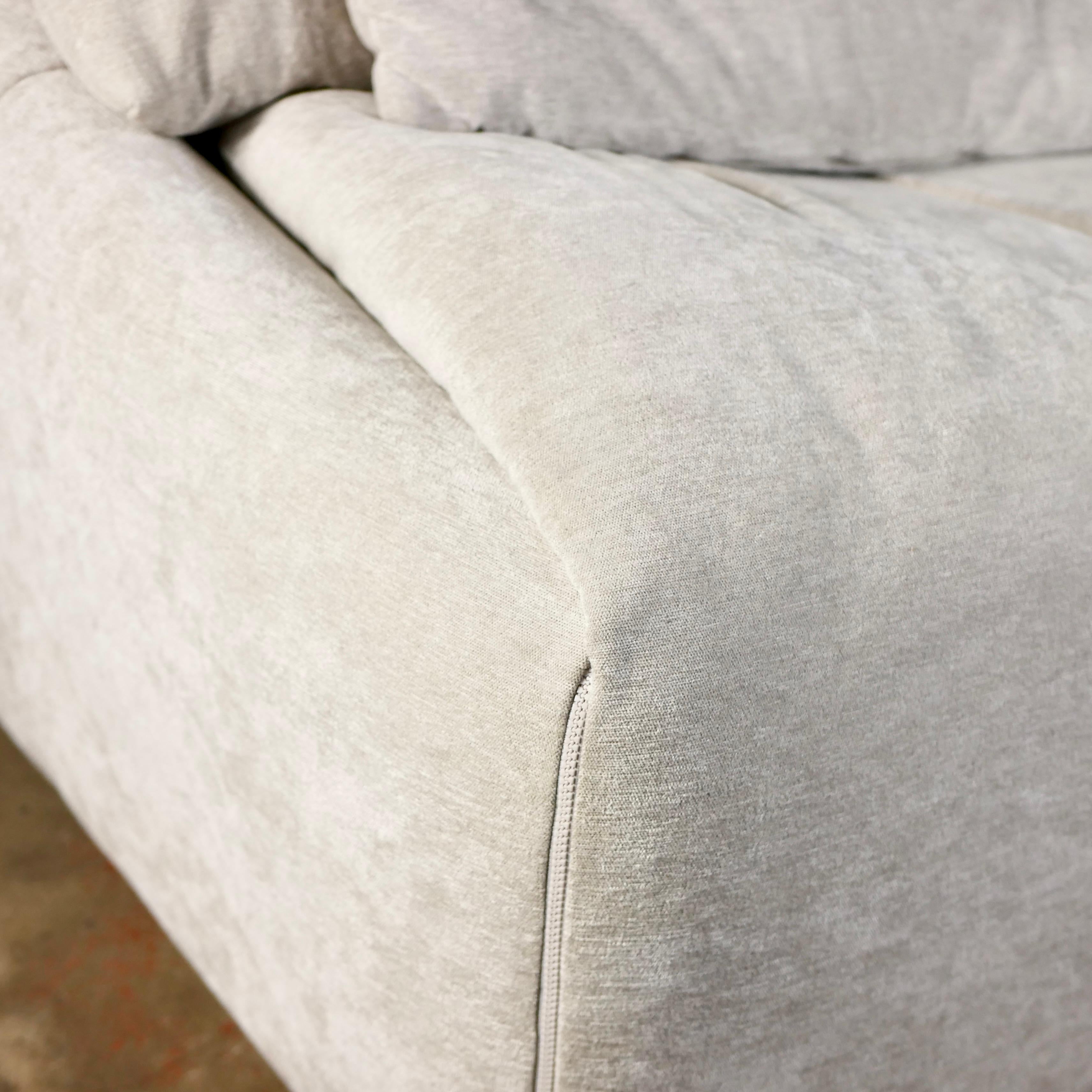 Plumy sofa by Annie Hiéronimus for Cinna, 2017 edition 4