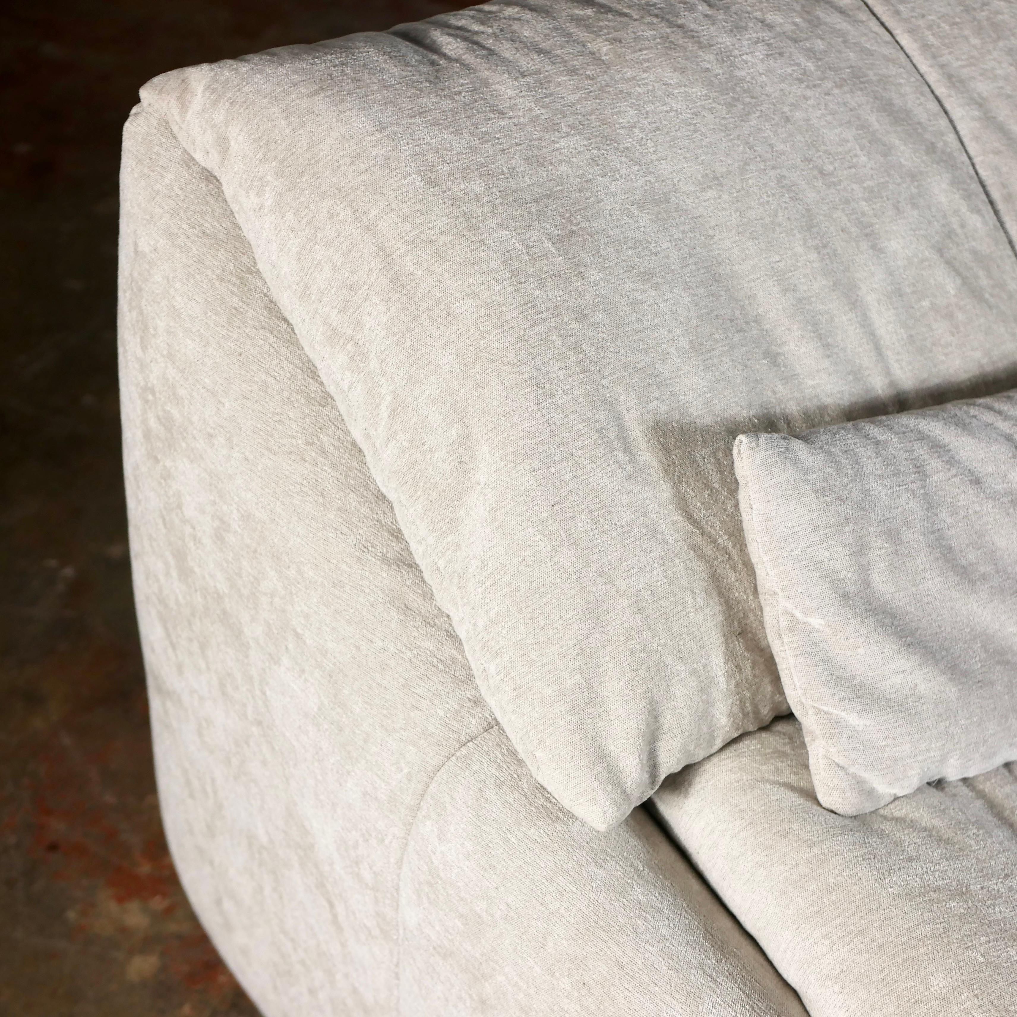 Plumy sofa by Annie Hiéronimus for Cinna, 2017 edition 5